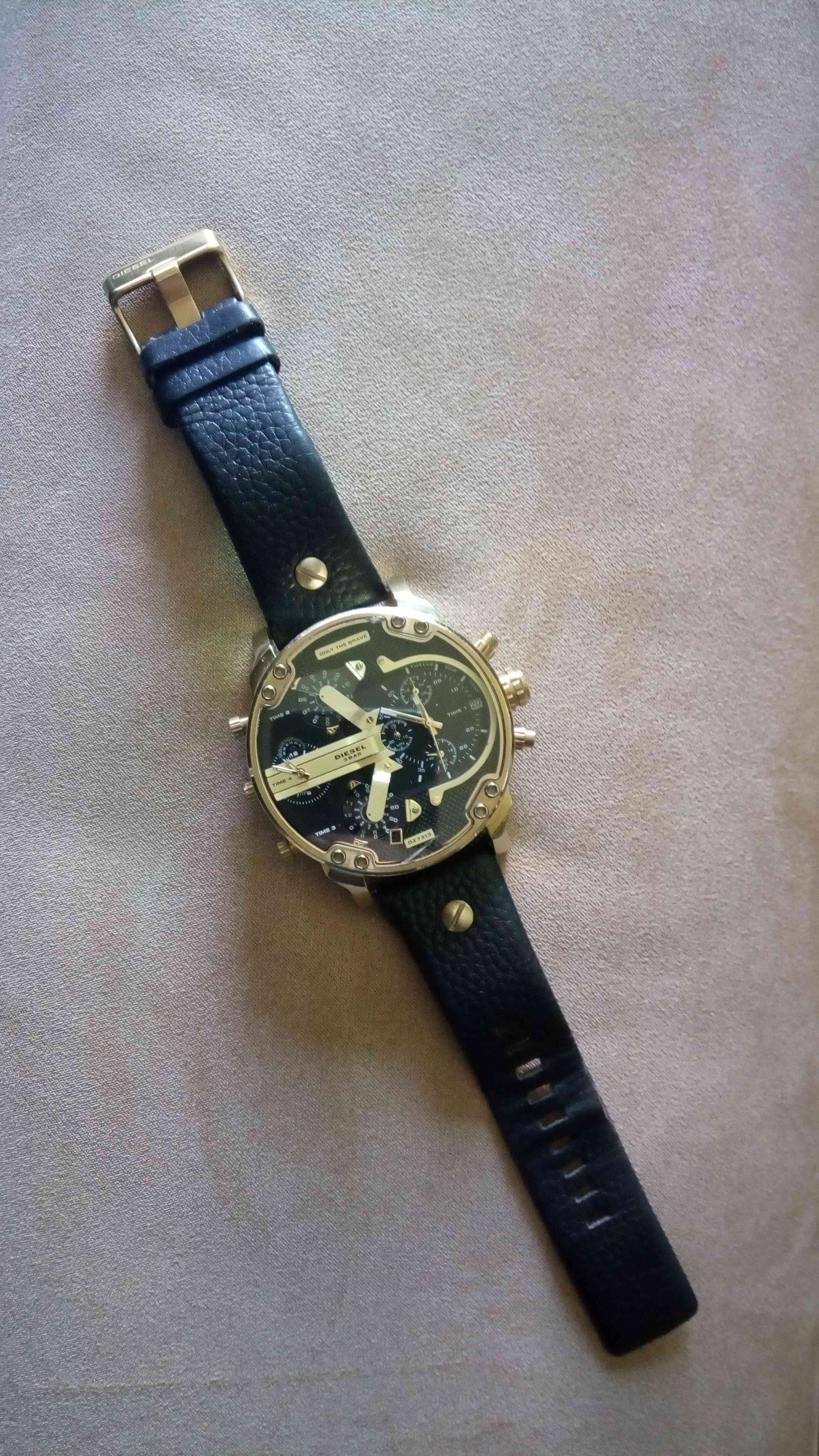 ساعة diesel DZ 7313 اصلي 100% بسعر مغري جدااااا
لا تنسَ أنك شاهدت هذا الإعلان في عنكبوت
ساعة...