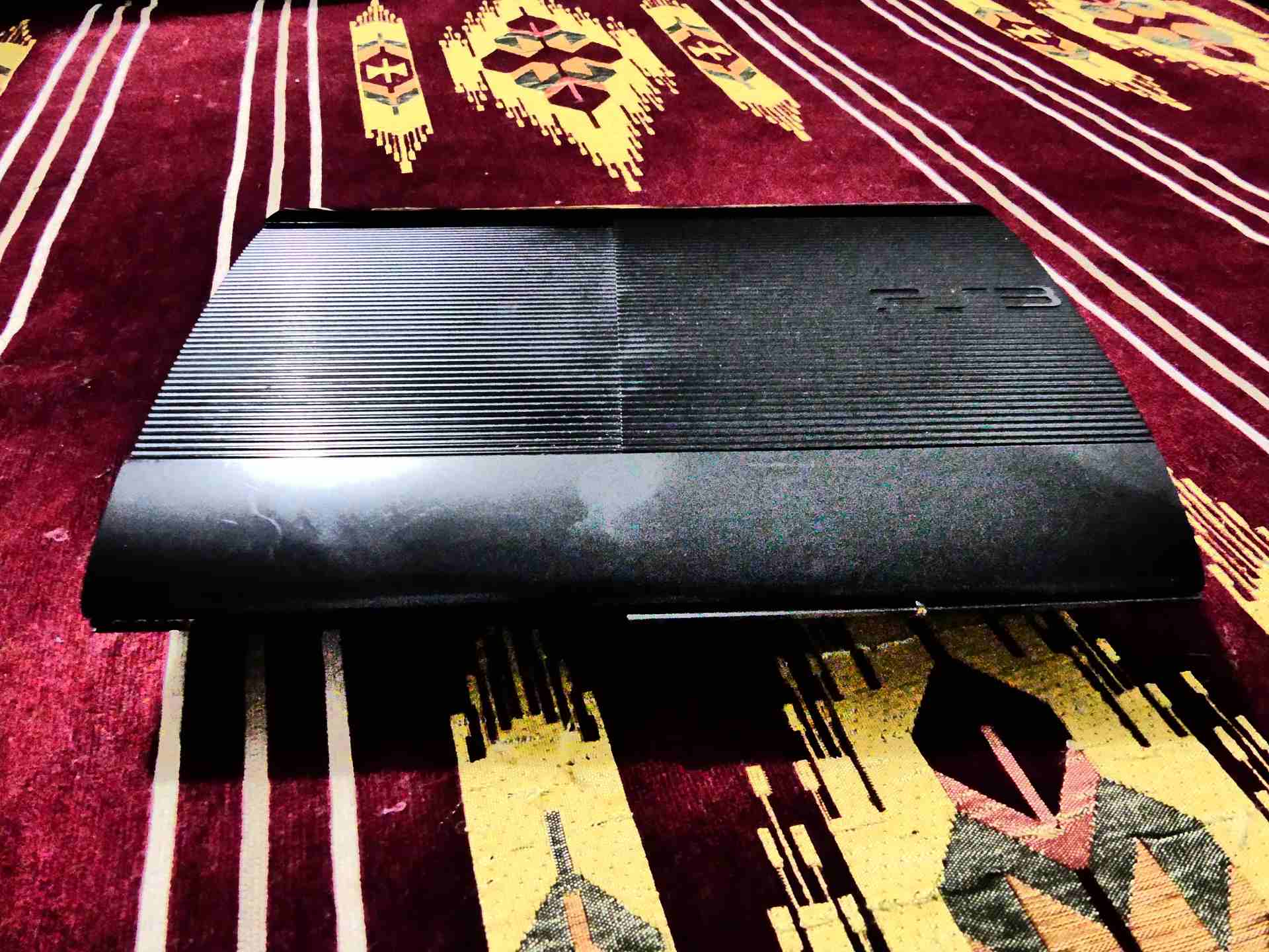 ... ps3 بحاااال الوكالة..
لا تنسَ أنك شاهدت هذا الإعلان في عنكبوت
بلاستيشن 3... سوبر سليم... بحال...