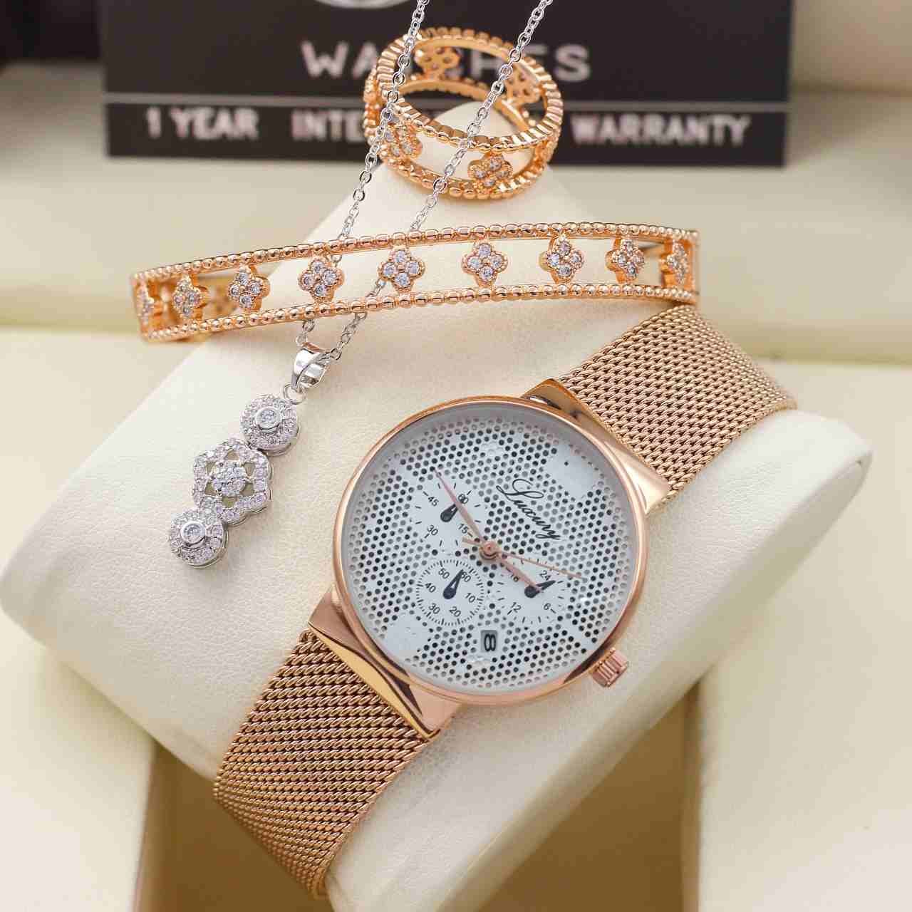 شنط واكسسوارات
لا تنسَ أنك شاهدت هذا الإعلان في عنكبوت
للطلب واتساب 0552710541
----------...