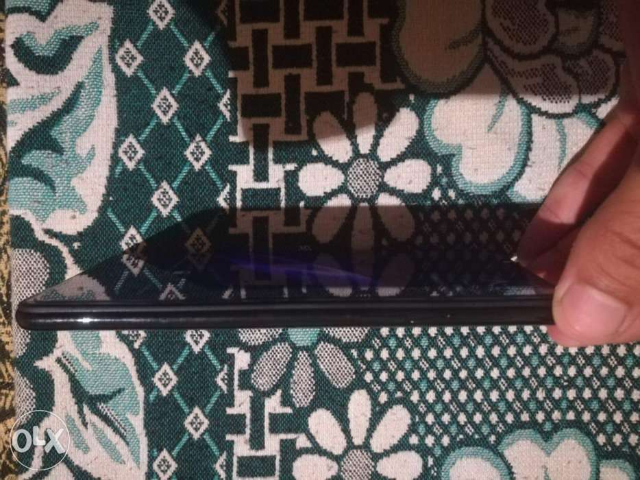 Oppo f7 64GB
لا تنسَ أنك شاهدت هذا الإعلان في عنكبوت
كسر زيرو مفهوش اي حاجه خالص اقسم بالله و...