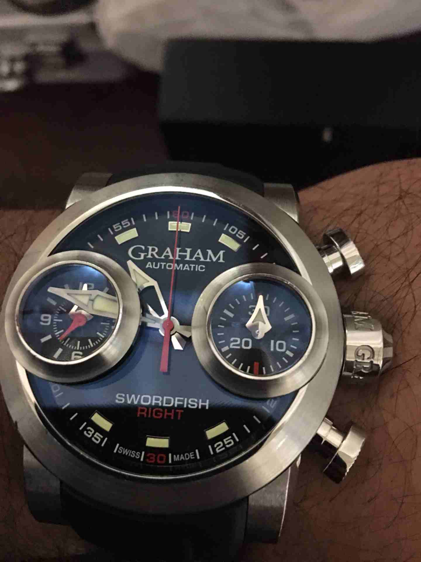 ساعة graham automatic اصلية 100%
لا تنسَ أنك شاهدت هذا الإعلان في عنكبوت
ساعة جراهام سويسرية اصلي...