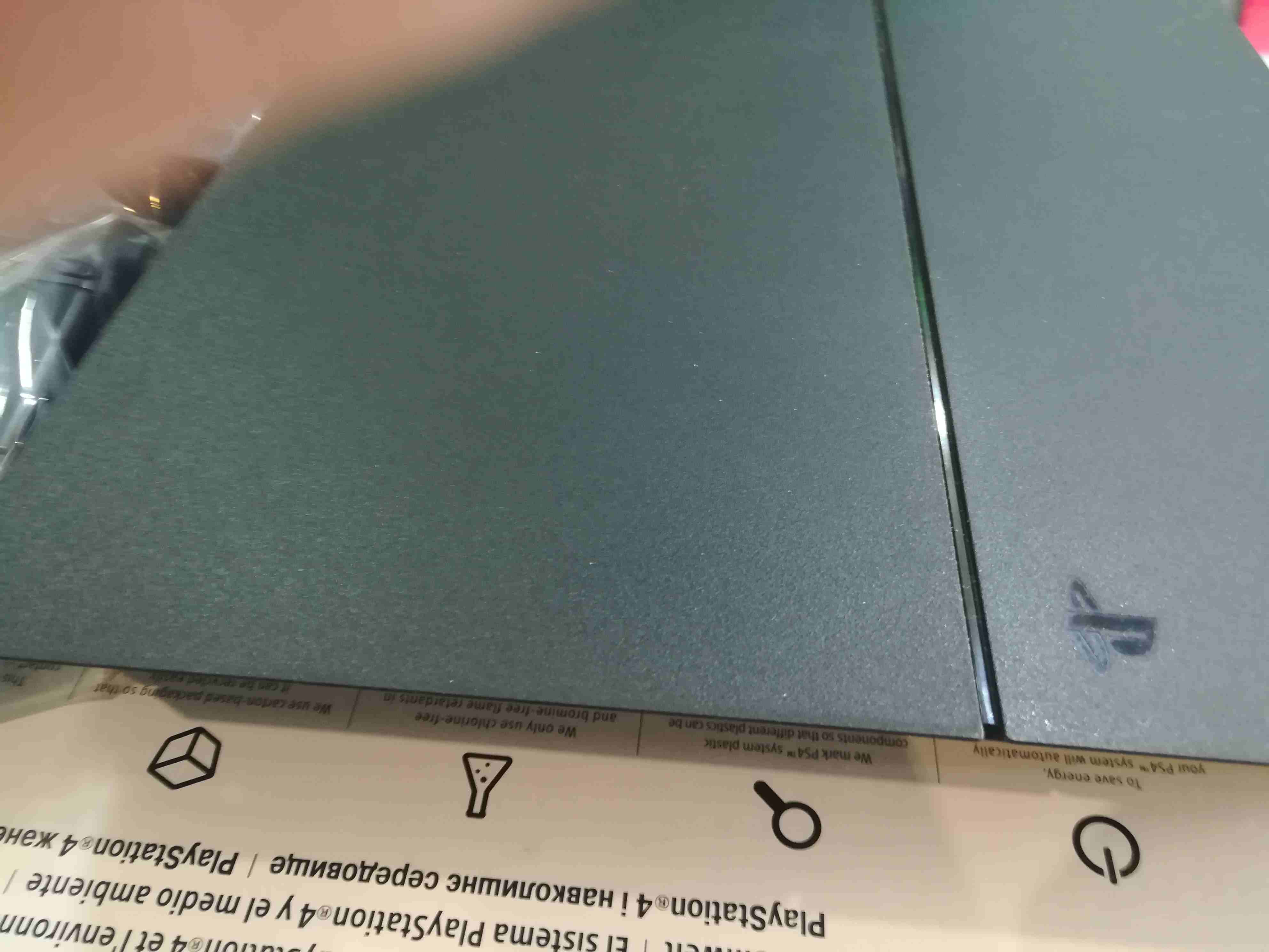 جهاز بلاستيشن 4 بحالة الجديد ps4
لا تنسَ أنك شاهدت هذا الإعلان في عنكبوت
الجهاز بحالة الجديد مافي...
