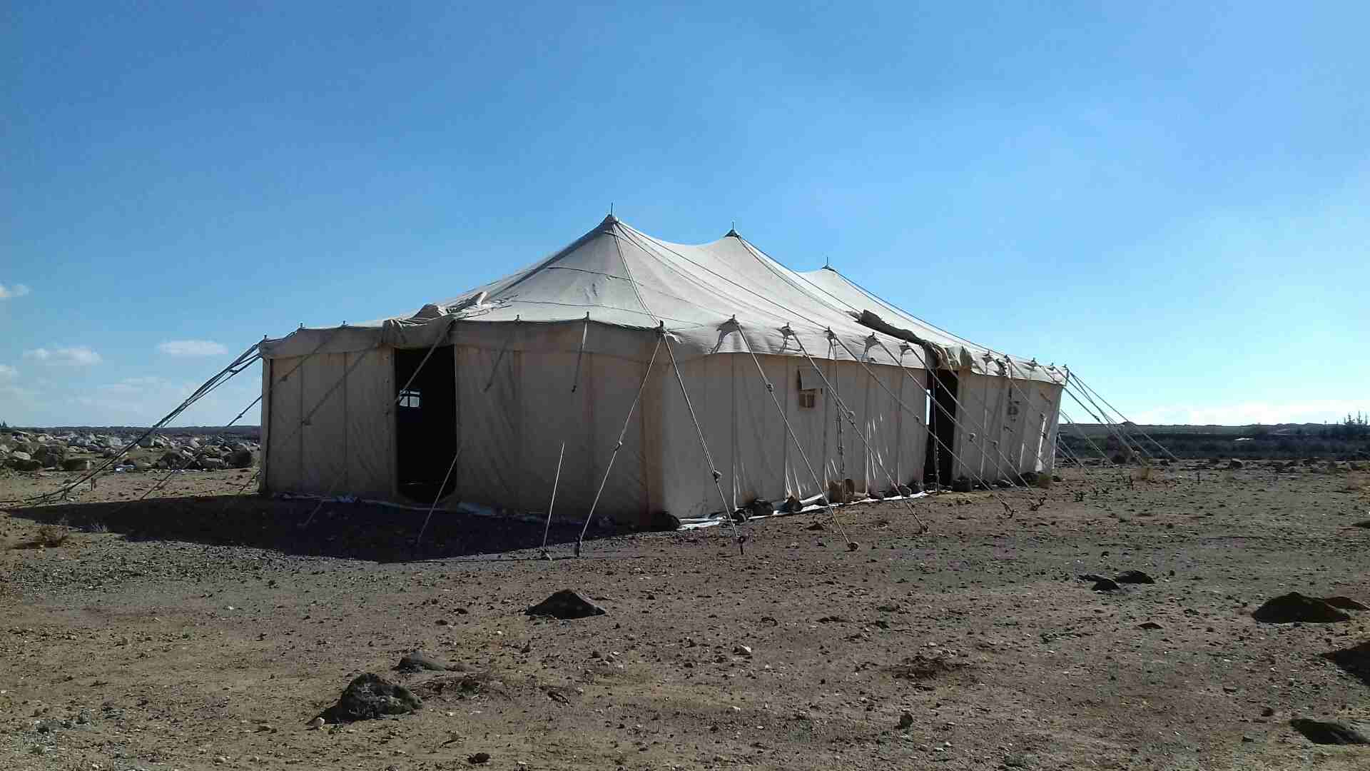 خيمة كويتية                                            


	 				لا تنسَ أنك شاهدت هذا الإعلان في عنكبوت            
	 				
                            كتان ثلاث طبقات  8 ابواب 4 شبابيك 3 اعمدة  قا...