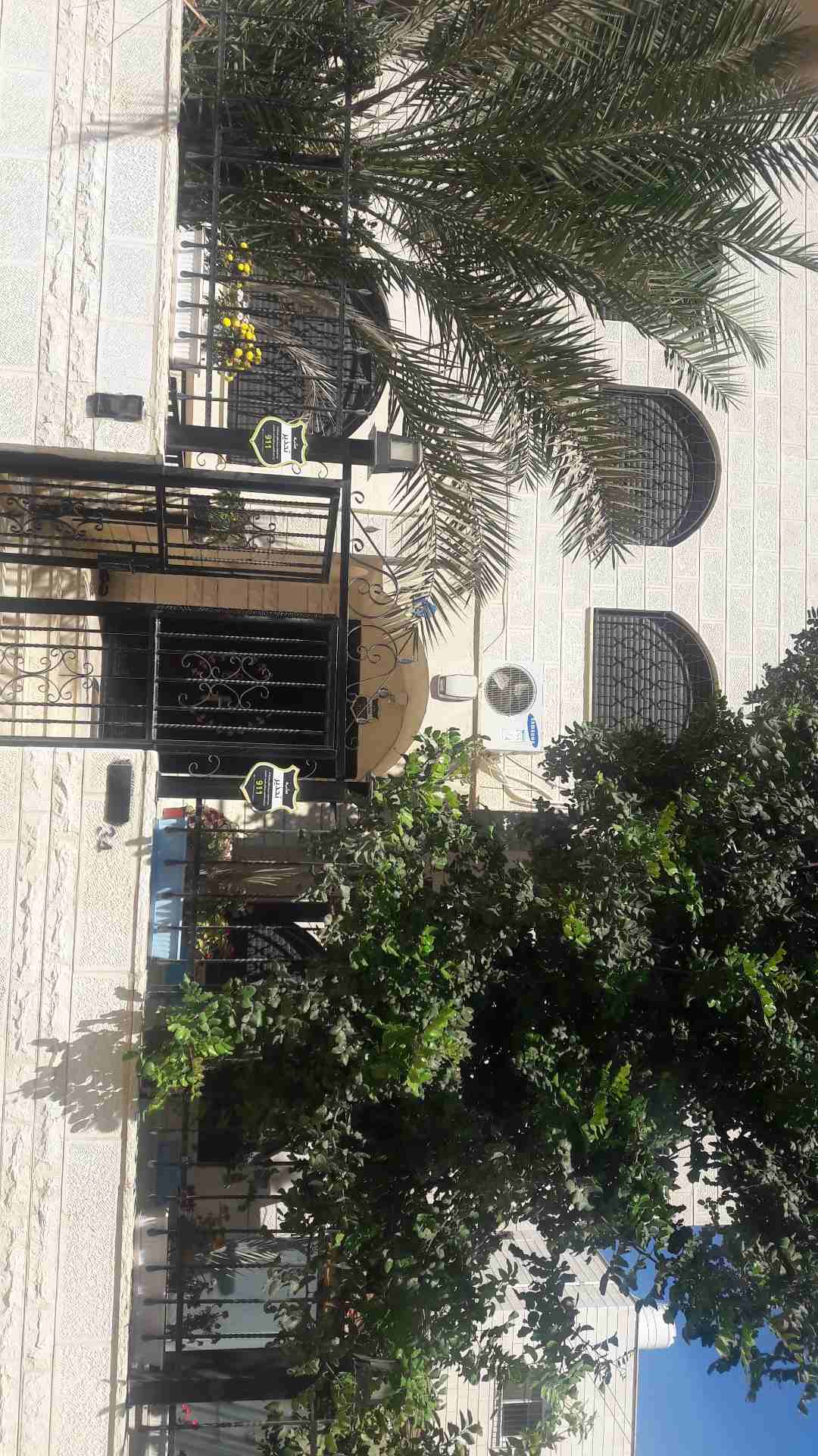 فيلااا
لا تنسَ أنك شاهدت هذا الإعلان في عنكبوت
حي الصحابه رجم عميش للبيع...