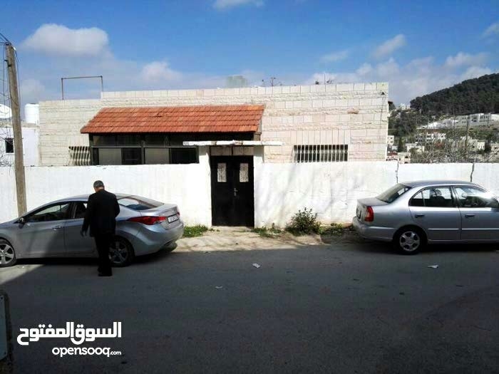 مستعجل جدا بيت طابقين للبيع في ناعور البلد (السعر غير قابل للتفاوض)                                            


	 				لا تنسَ أنك شاهدت هذا الإعلان في عنكبوت...