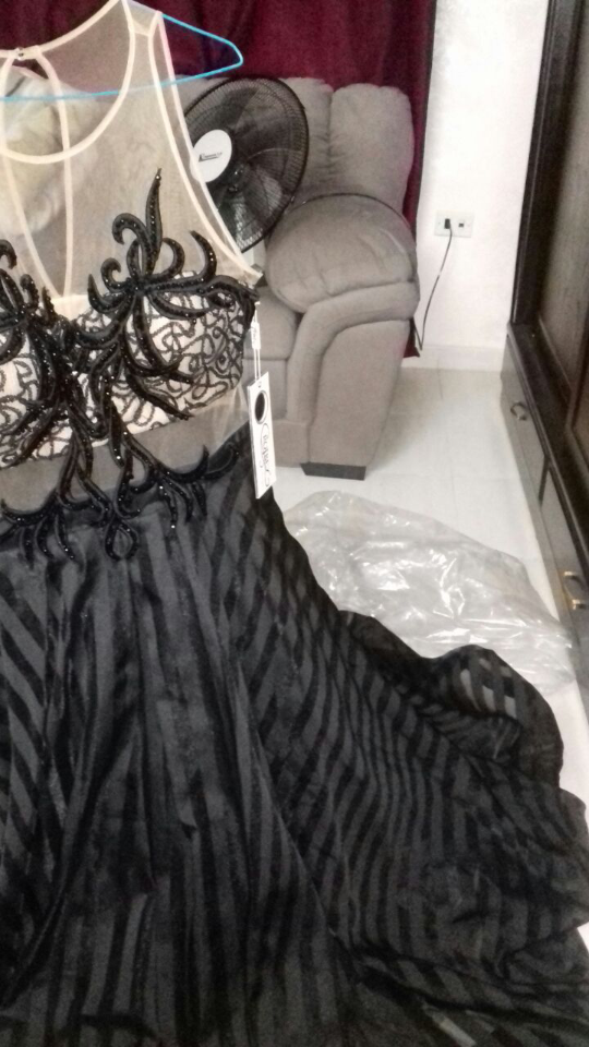 بدلة سهره تركيه ماركه Rojbey نمره 46                                            


	 				لا تنسَ أنك شاهدت هذا الإعلان في عنكبوت            
	 				
                            للي بدها تكون مميزه...