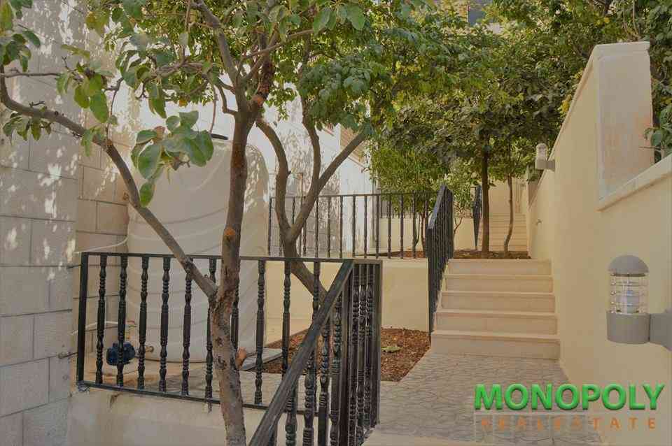 فيلا مجددة في الجبيهة للبيع
لا تنسَ أنك شاهدت هذا الإعلان في عنكبوت
فيلا مجددة بالكامل تشطيبا...