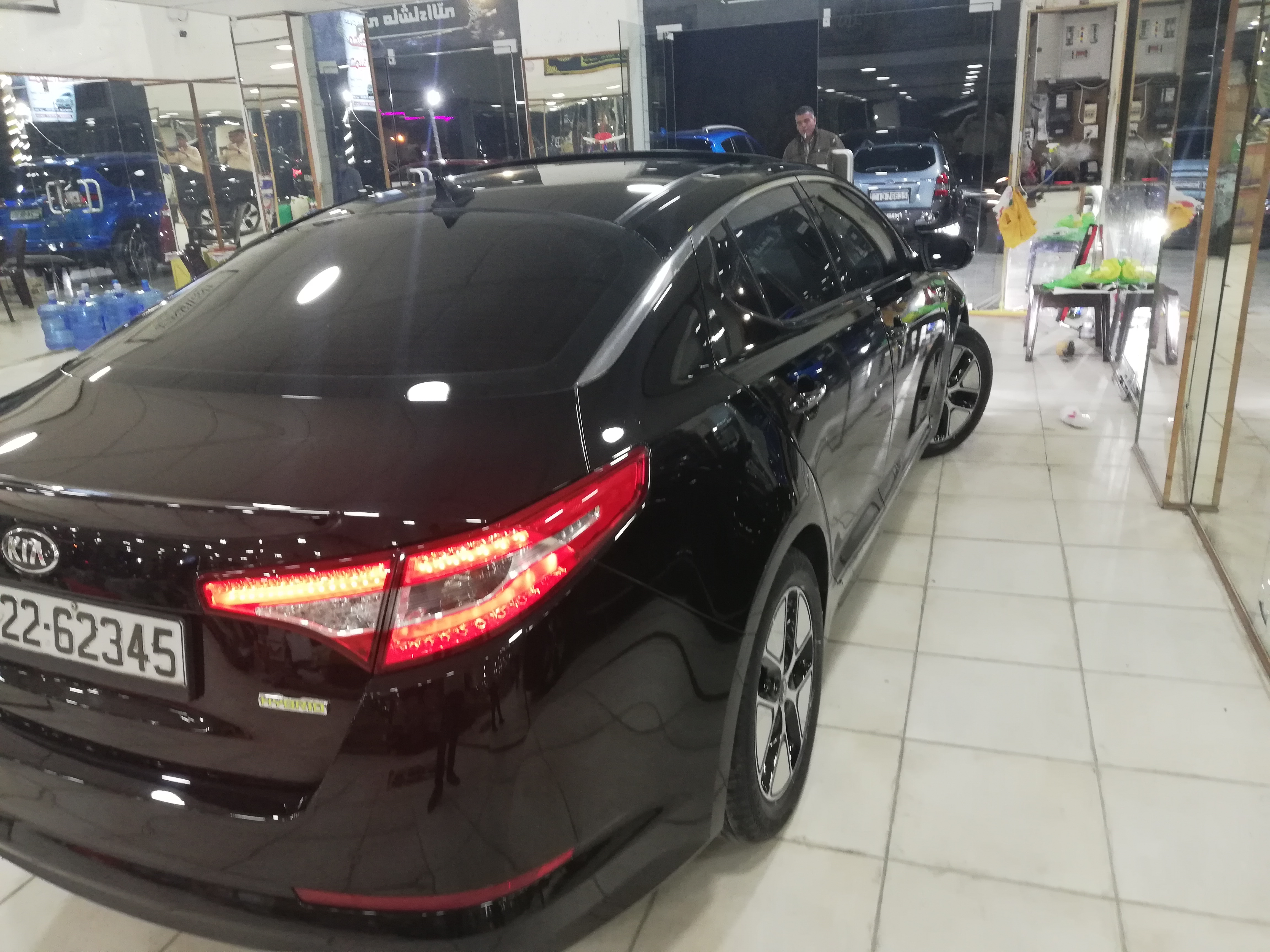 كيا k5 2013
لا تنسَ أنك شاهدت هذا الإعلان في عنكبوت
كيا k5
فحص 7 جيد
مواصفات فل كامل
لون اسود...