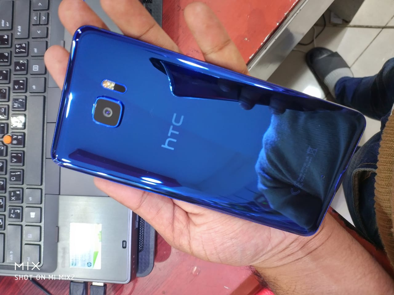 htc U Ultra مستعمل أسبوعين                                            


	 				لا تنسَ أنك شاهدت هذا الإعلان في عنكبوت            
	 				
                                وكاله لون أزرق كامل اغراضو...