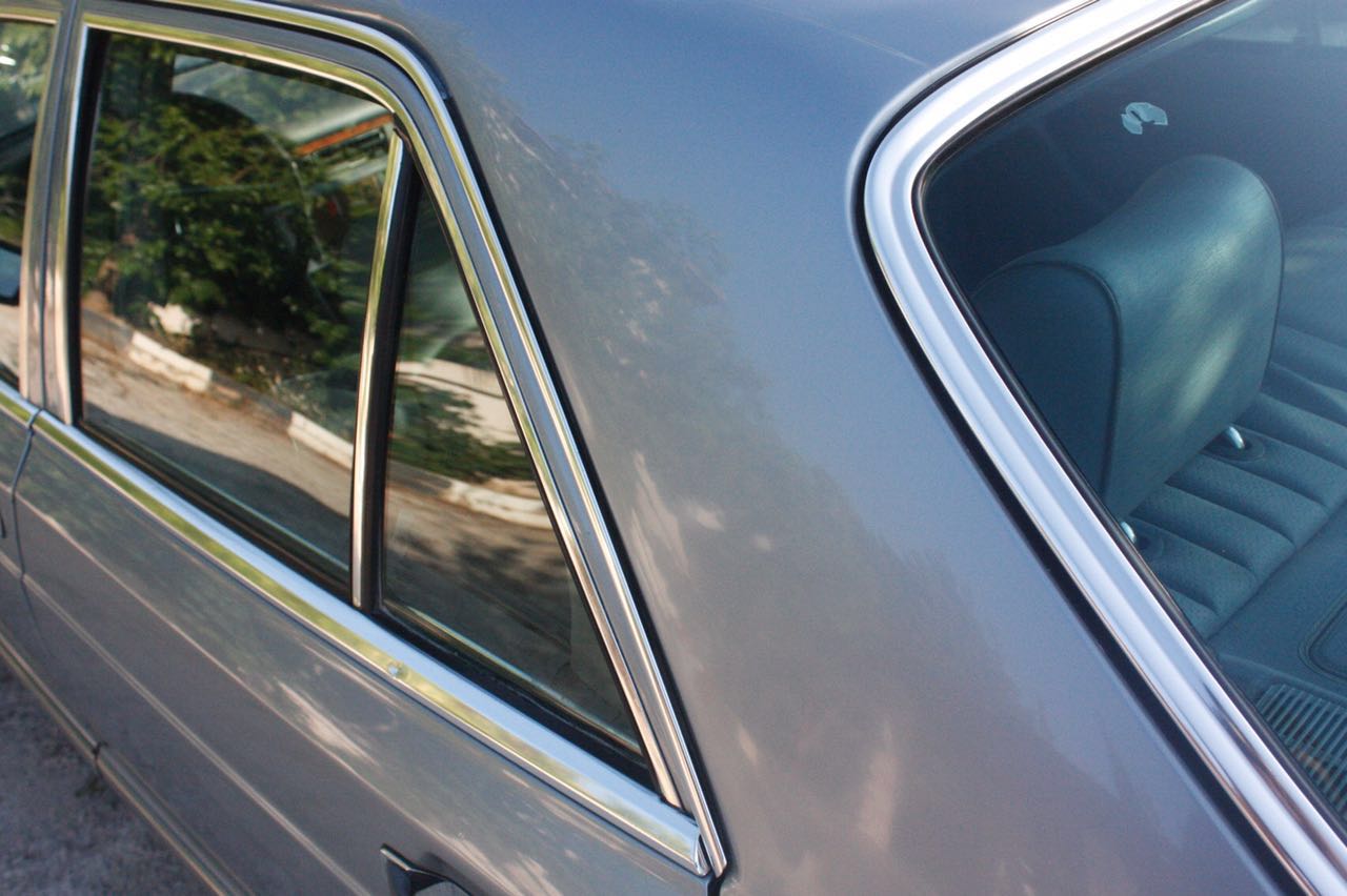 مرسيدس 280s
لا تنسَ أنك شاهدت هذا الإعلان في عنكبوت
مرسيدس 280s
موديل 1983
الفحص 4 جيد
بحاله...