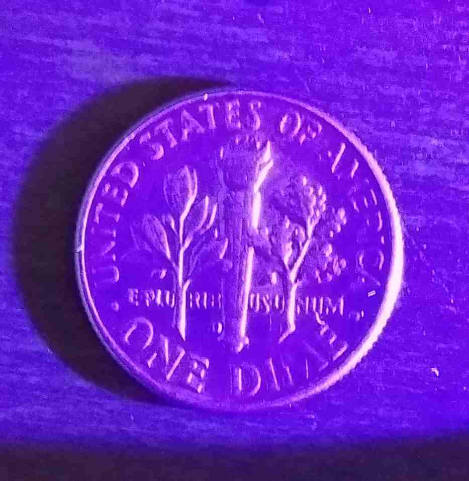 عملة أمريكية فضه
لا تنسَ أنك شاهدت هذا الإعلان في عنكبوت
عملة أمريكية فضة 10سنت one dime 1964...