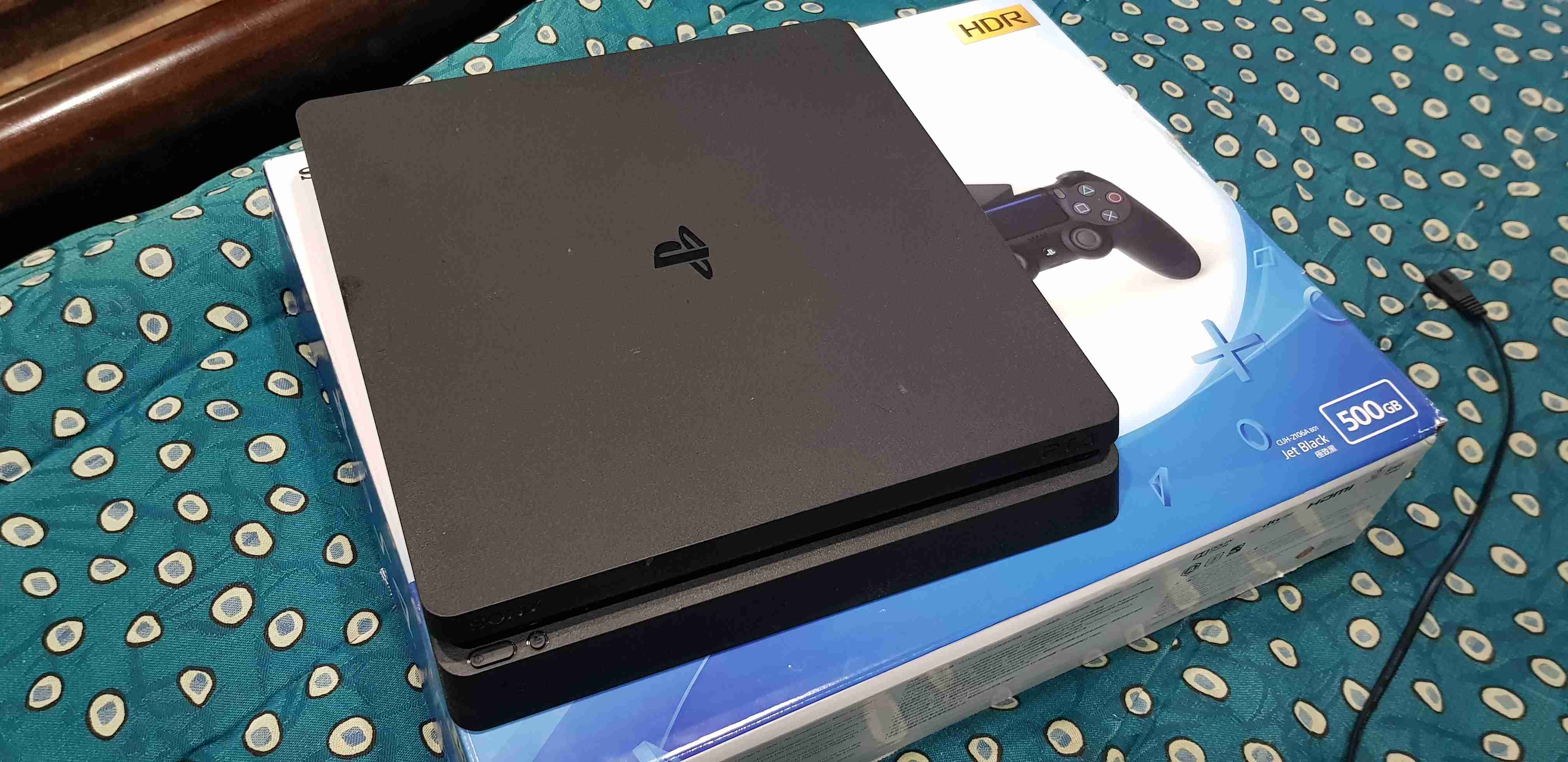 سوني 4 بحالة الوكالة sony 4 500 GB
لا تنسَ أنك شاهدت هذا الإعلان في عنكبوت
ريجن 2
500 Gb
مع...