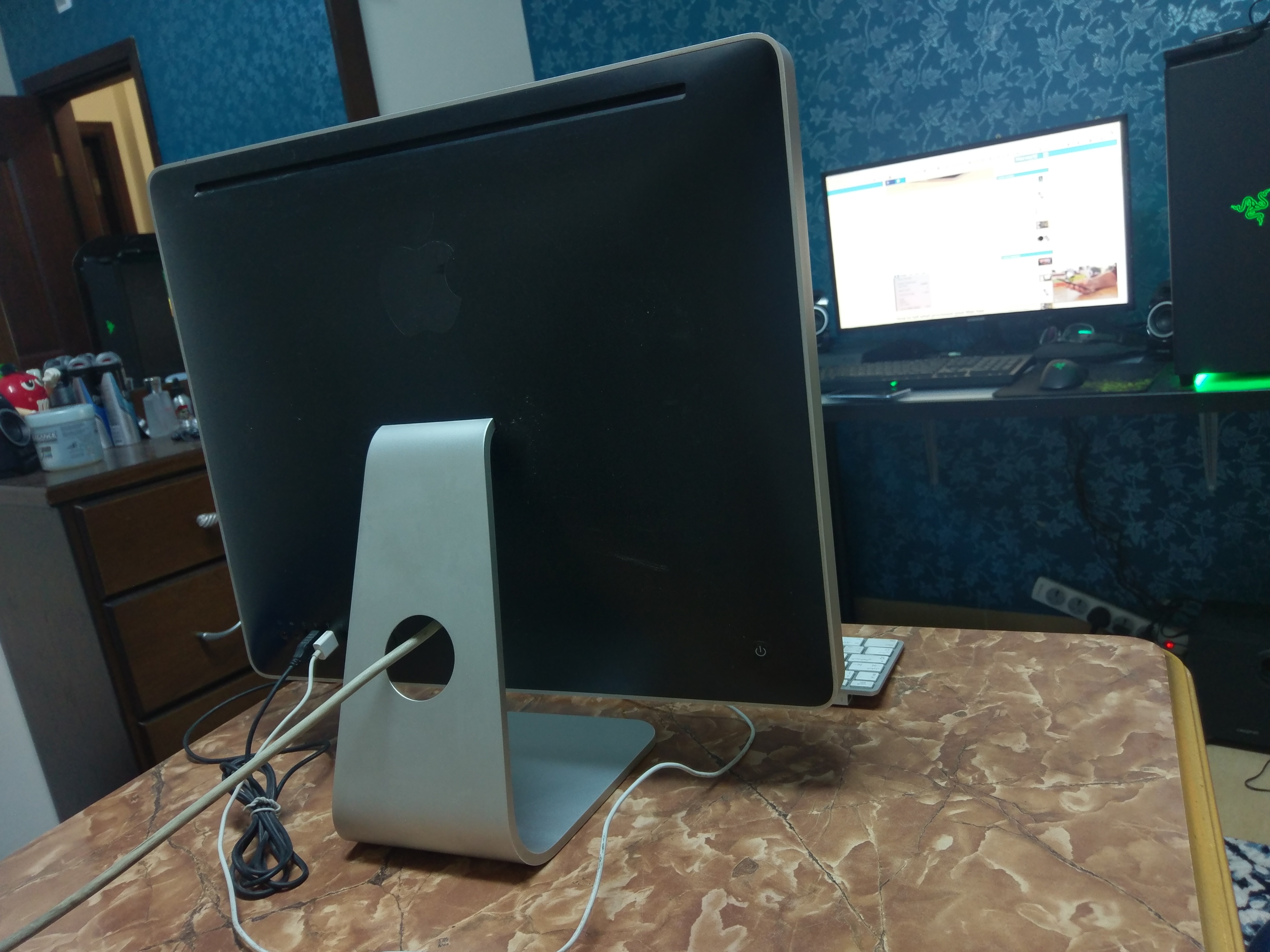 Imac 7.1 بحالة ممتازة للبيع.. ممتاز للتصميم
لا تنسَ أنك شاهدت هذا الإعلان في عنكبوت
Processer...