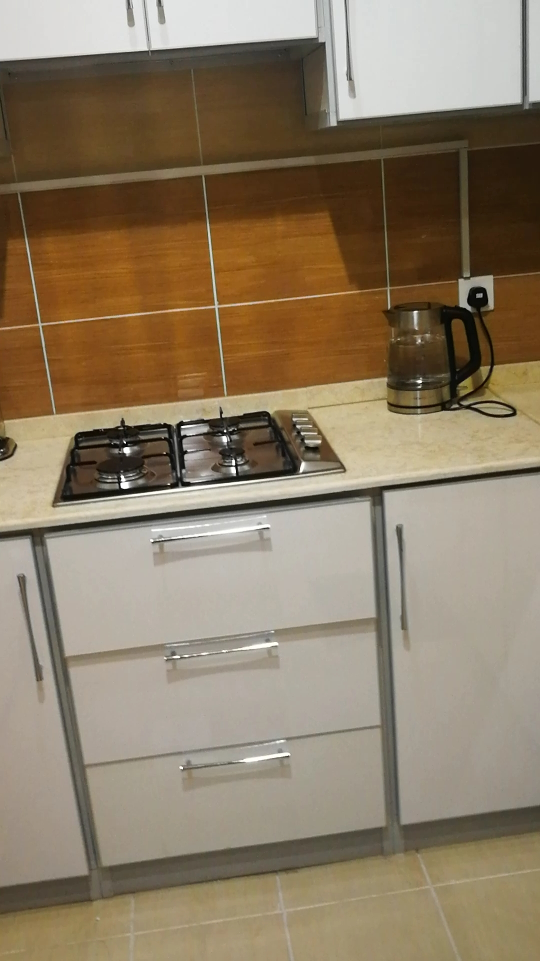 مطبخ بحاله جديده حرف L                                            


	 				لا تنسَ أنك شاهدت هذا الإعلان في عنكبوت            
	 				
                                مطبخ حرف L للبيع فصلته ب 3400...