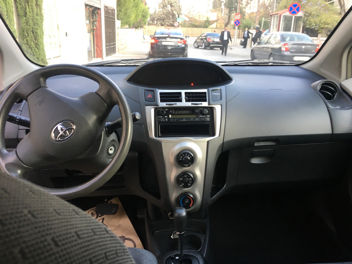 Toyota Yaris 2010 in Good Condition for Sale
لا تنسَ أنك شاهدت هذا الإعلان في عنكبوت
2010 Toy...
