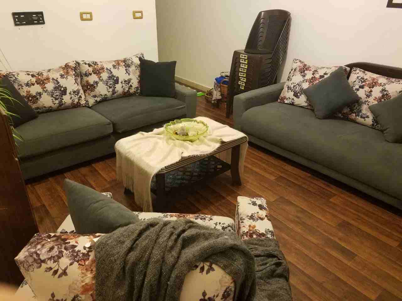 عفش بيت للبيع بسعر مغري
لا تنسَ أنك شاهدت هذا الإعلان في عنكبوت
عفش بيت للبيع بسعر مغري
( طقم كن...