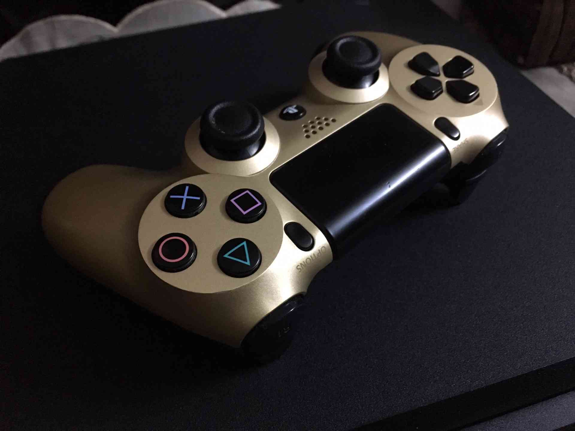 ps4 with Dead Red 2
لا تنسَ أنك شاهدت هذا الإعلان في عنكبوت
مستخدم اقل من شهرين بحالة الوكالة...