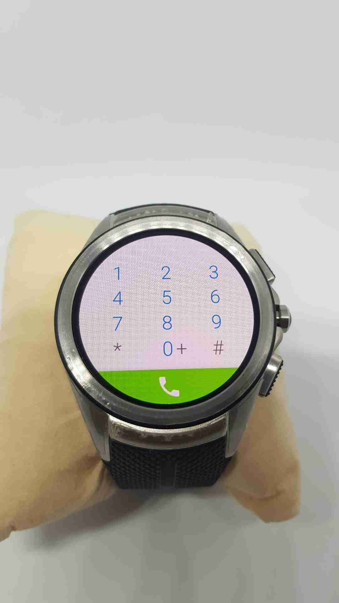 LG URBANE 2 SMART WATCH
display unit
لا تنسَ أنك شاهدت هذا الإعلان في عنكبوت
LG URBANE 2 SMA...