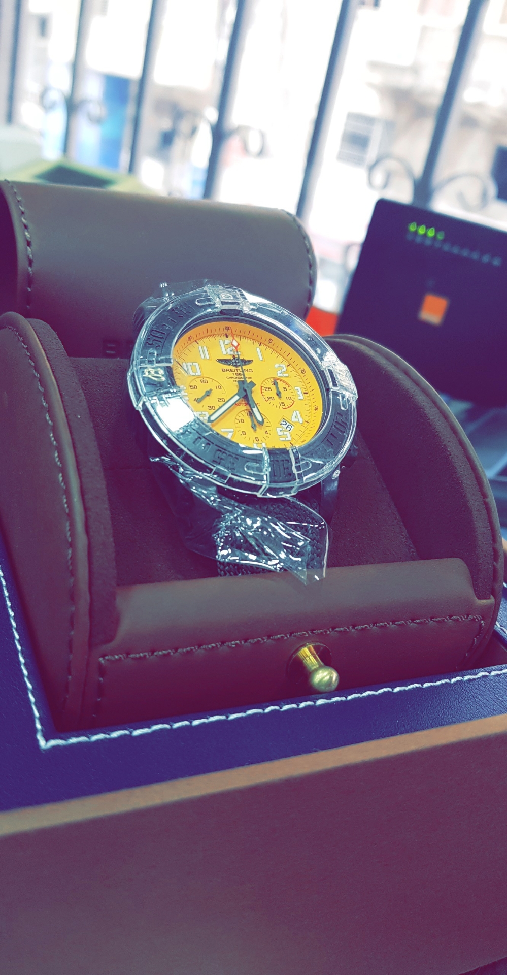 BREITLING SUPER AVENGAR
لا تنسَ أنك شاهدت هذا الإعلان في عنكبوت
ساعه بريتلنغ
فايبر كاربون مو...