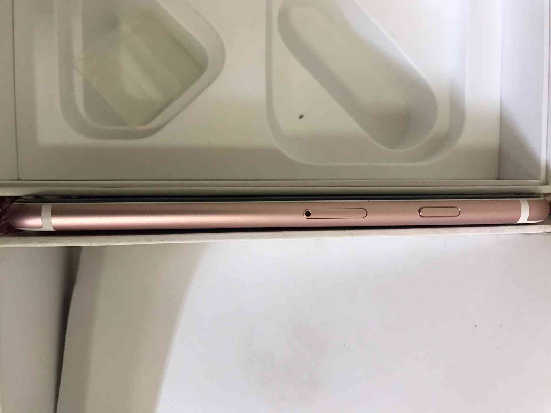 iphone 6s 64g rose gold
لا تنسَ أنك شاهدت هذا الإعلان في عنكبوت
الجهاز حالته ممتازه معاه جميع...