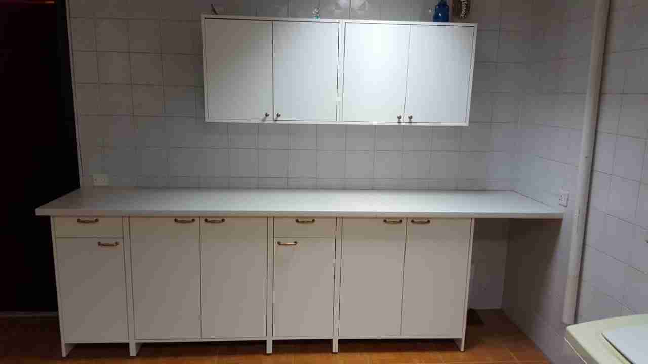 IKEA kitchen cabinets
لا تنسَ أنك شاهدت هذا الإعلان في عنكبوت
IKEA kitchen cabinets great con...