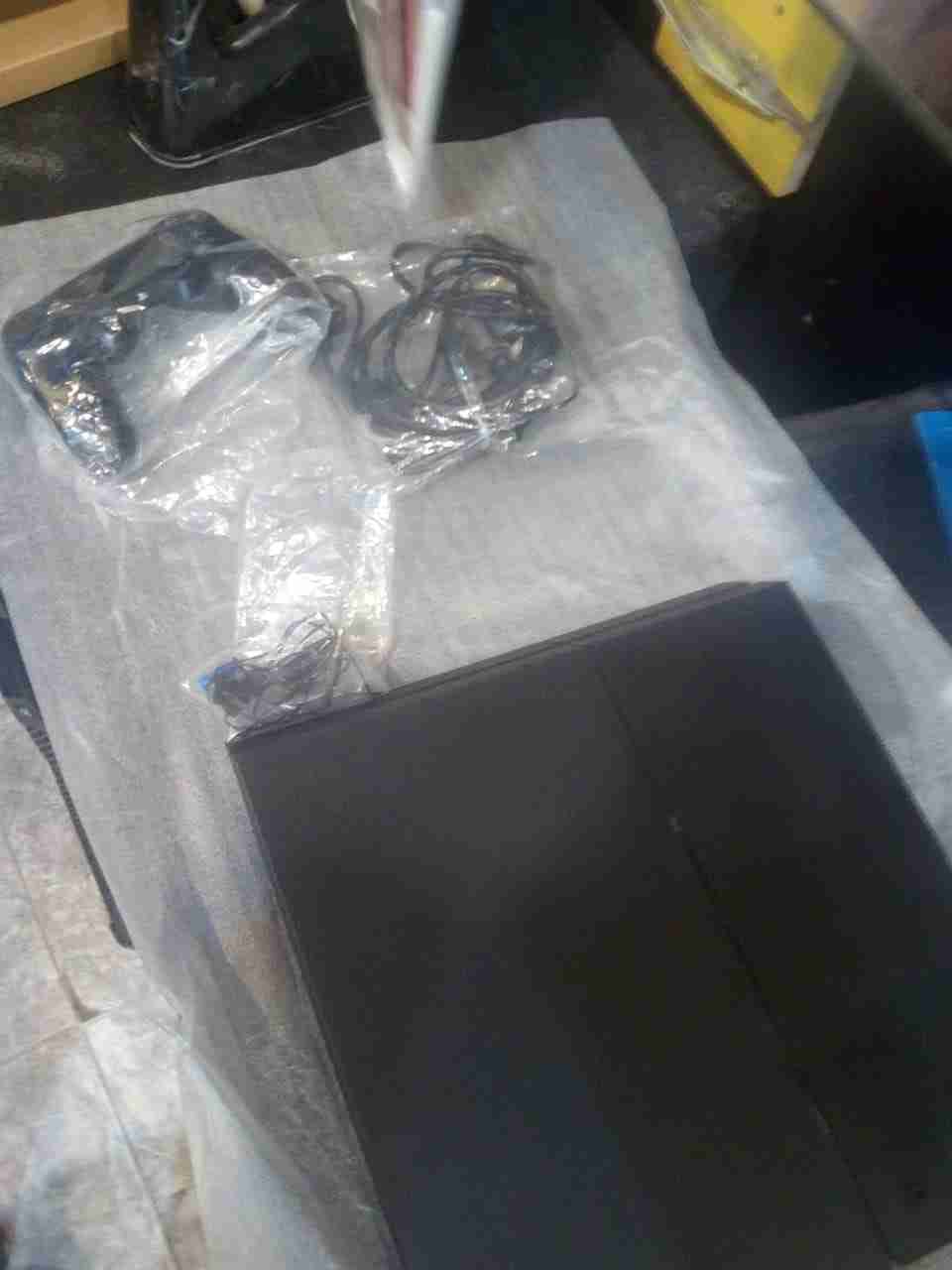 PS4 بحالة الجديد مع 3 سيديات
لا تنسَ أنك شاهدت هذا الإعلان في عنكبوت
الجهاز بحالة الجديد ولاش...