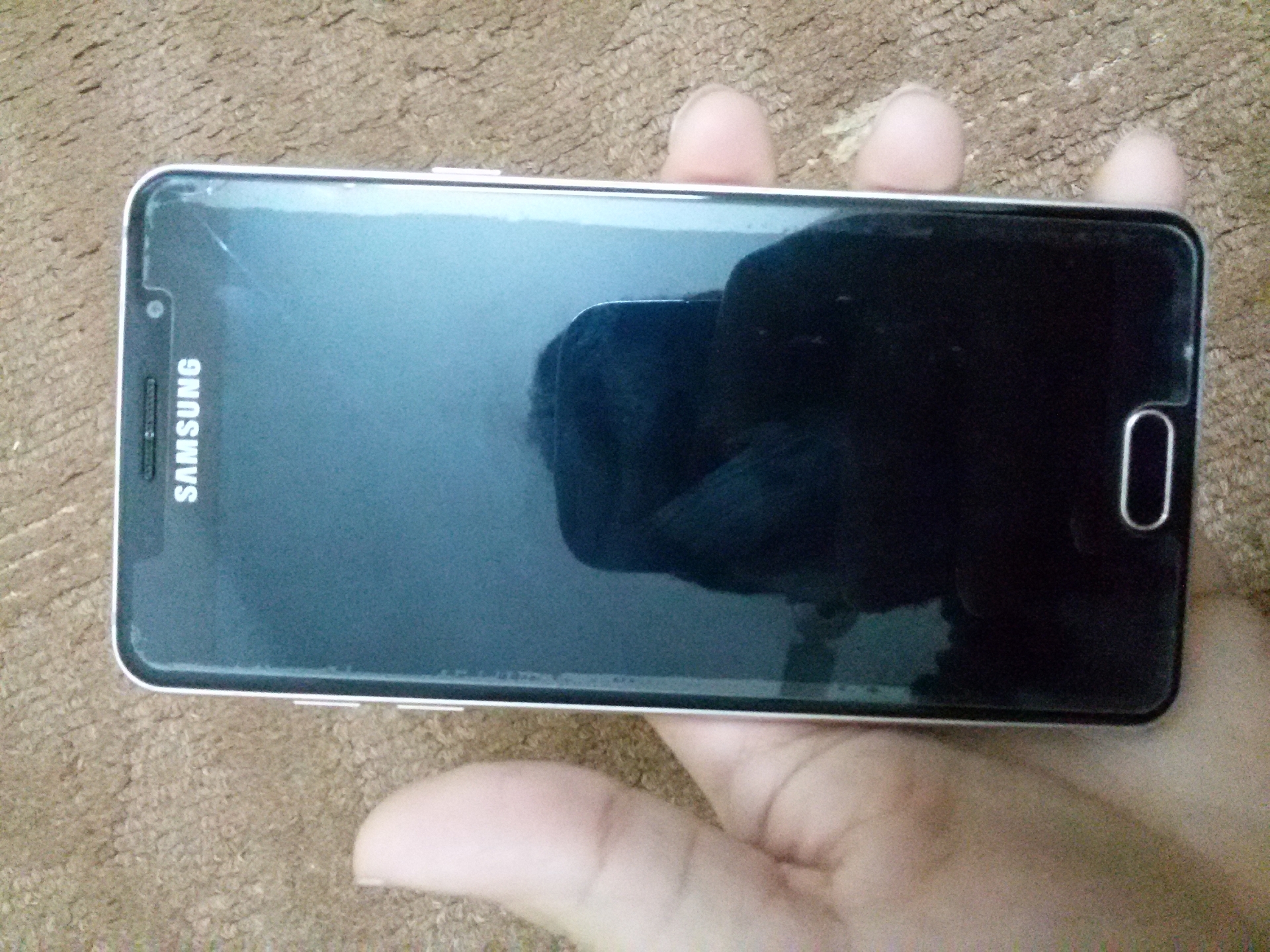 مطلوب s7 او A5 2017
لا تنسَ أنك شاهدت هذا الإعلان في عنكبوت
مطلوب s7 او a5 2017 للبدل مع a5 2...