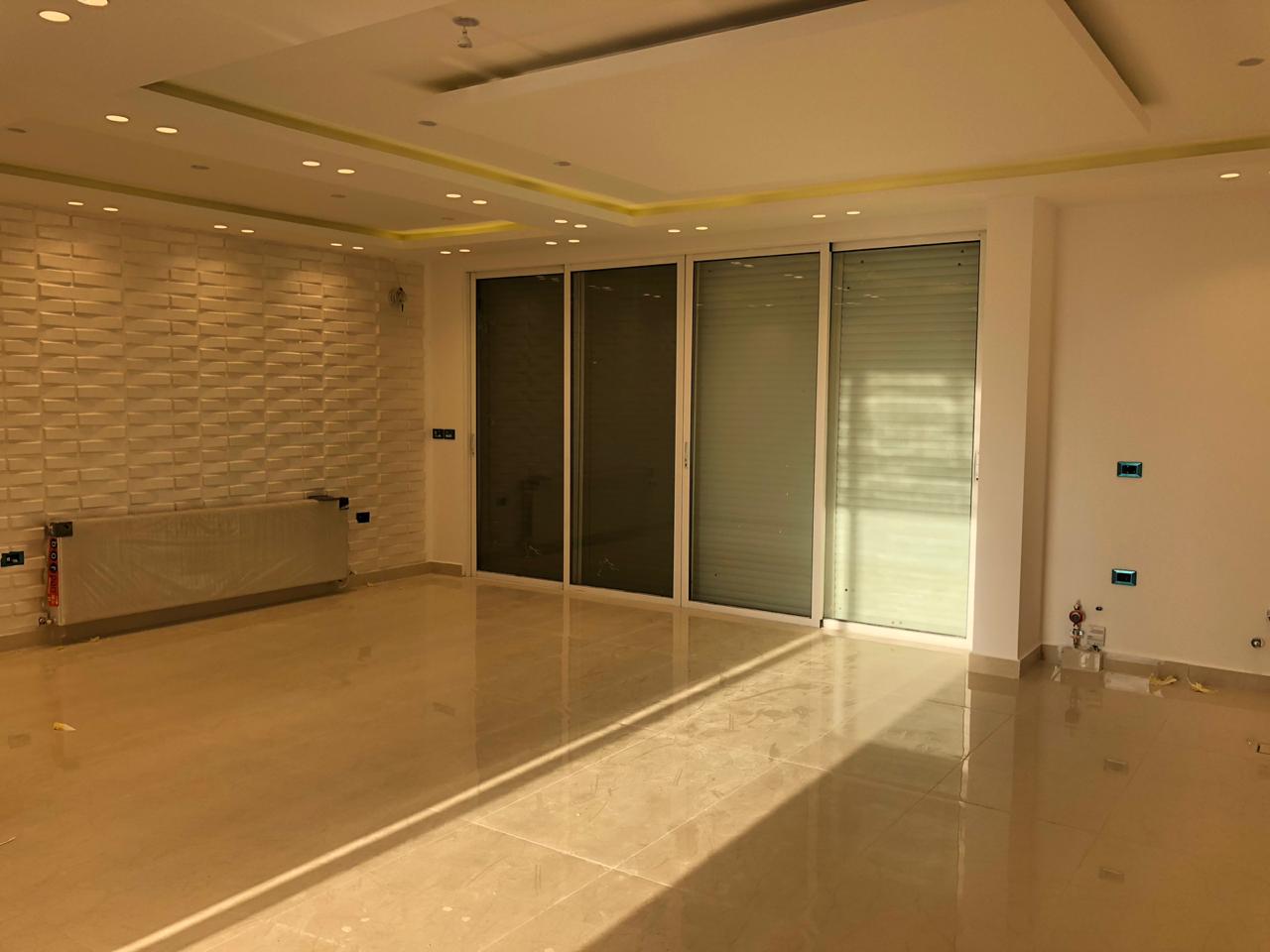 فيلا للبيع /طريق المطار -خلف البنك العربي
لا تنسَ أنك شاهدت هذا الإعلان في عنكبوت
فيلا للبيع...
