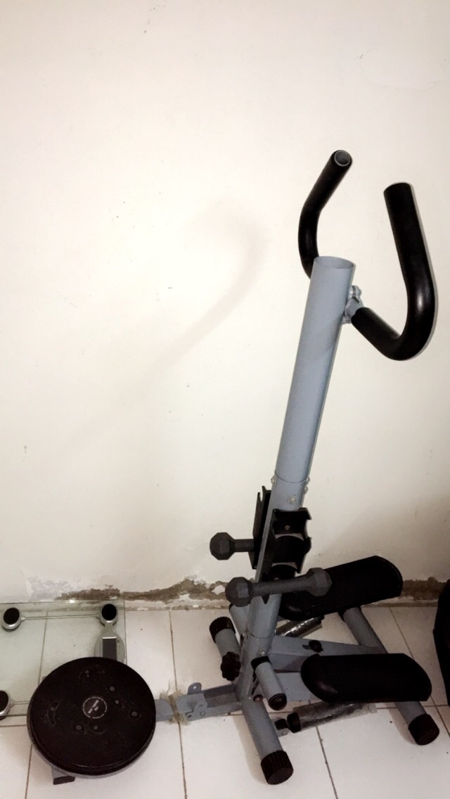 جهاز رياضي
لا تنسَ أنك شاهدت هذا الإعلان في عنكبوت
جهاز رياضي
مع الاثقال اشتريتو ب300
للبيع...