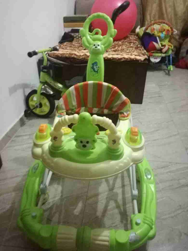 عربه اطفال وحماله ومرجيحه وكرسي
لا تنسَ أنك شاهدت هذا الإعلان في عنكبوت
عربه اطفال
وحماله
مرجيح...