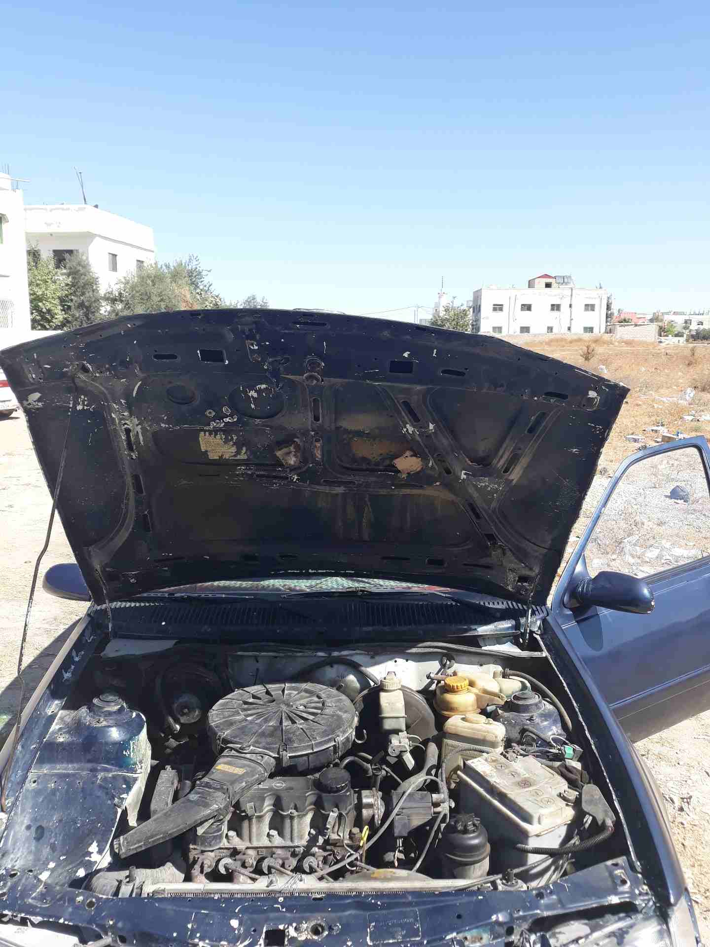 دايو ريسر 1991
لا تنسَ أنك شاهدت هذا الإعلان في عنكبوت
ترخيص سنه كامله بدها رشت دهان قير اوتوماتي...