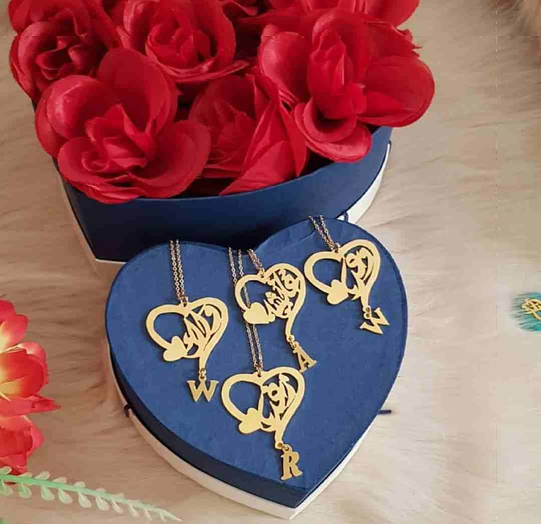 مطليات بلون الذهب والفضه خبرة بالتصميم تصميم الإسم حسب الطلب
لا تنسَ أنك شاهدت هذا الإعلان في عنكبوت...