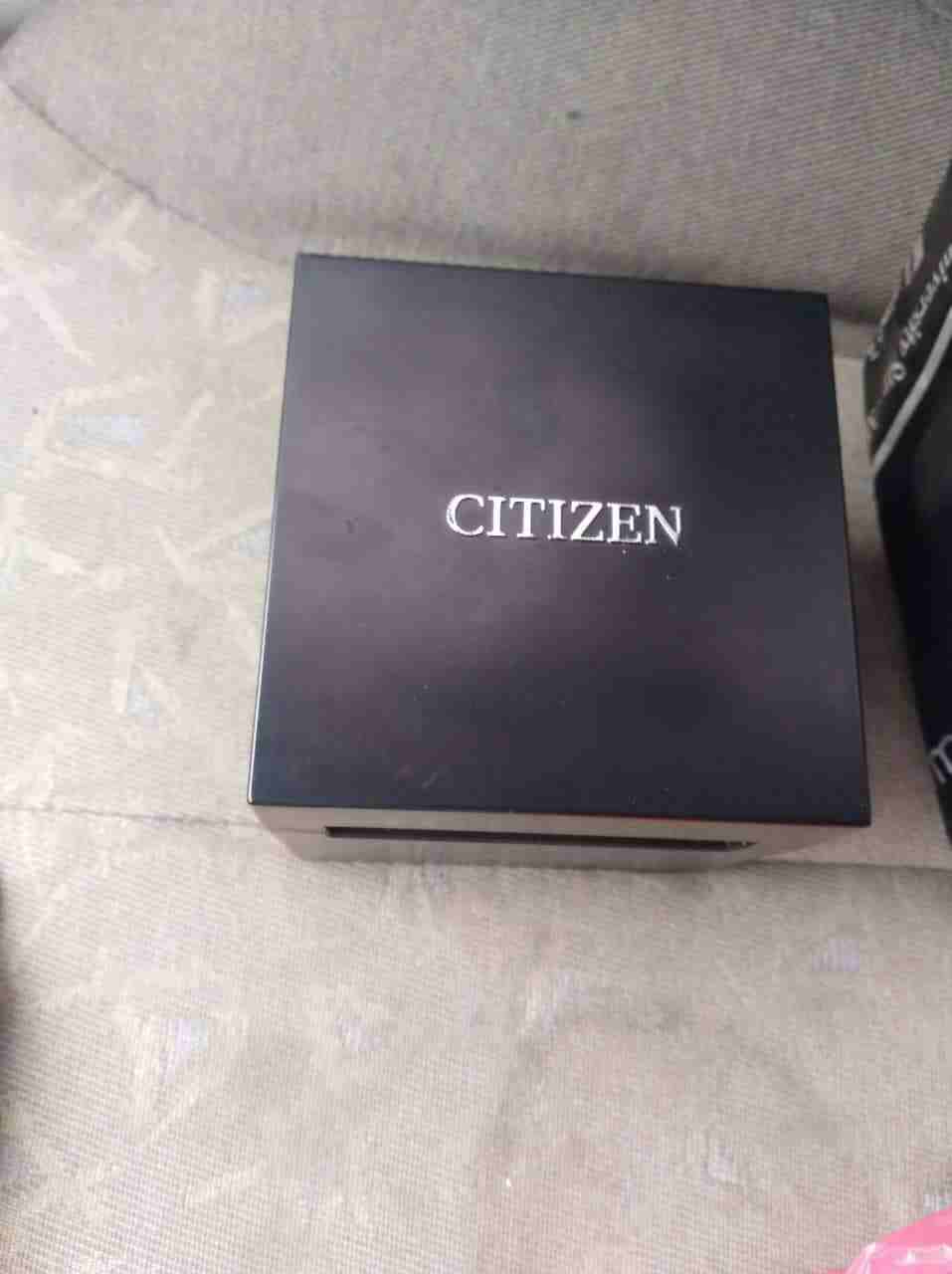 ساعة citizen اصلية ومكفولة                                            


	 				لا تنسَ أنك شاهدت هذا الإعلان في عنكبوت            
	 				
                            الساعة وكالة وبعلبتها 
ماركة c...
