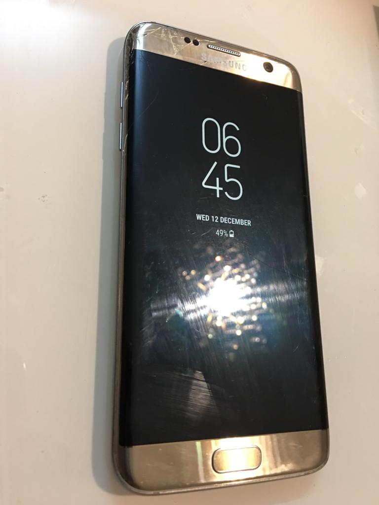 s7 edge للبدل                                            


	 				لا تنسَ أنك شاهدت هذا الإعلان في عنكبوت            
	 				
                                في كسر بالقزازه الخارجيه للشاشه لكن الش...
