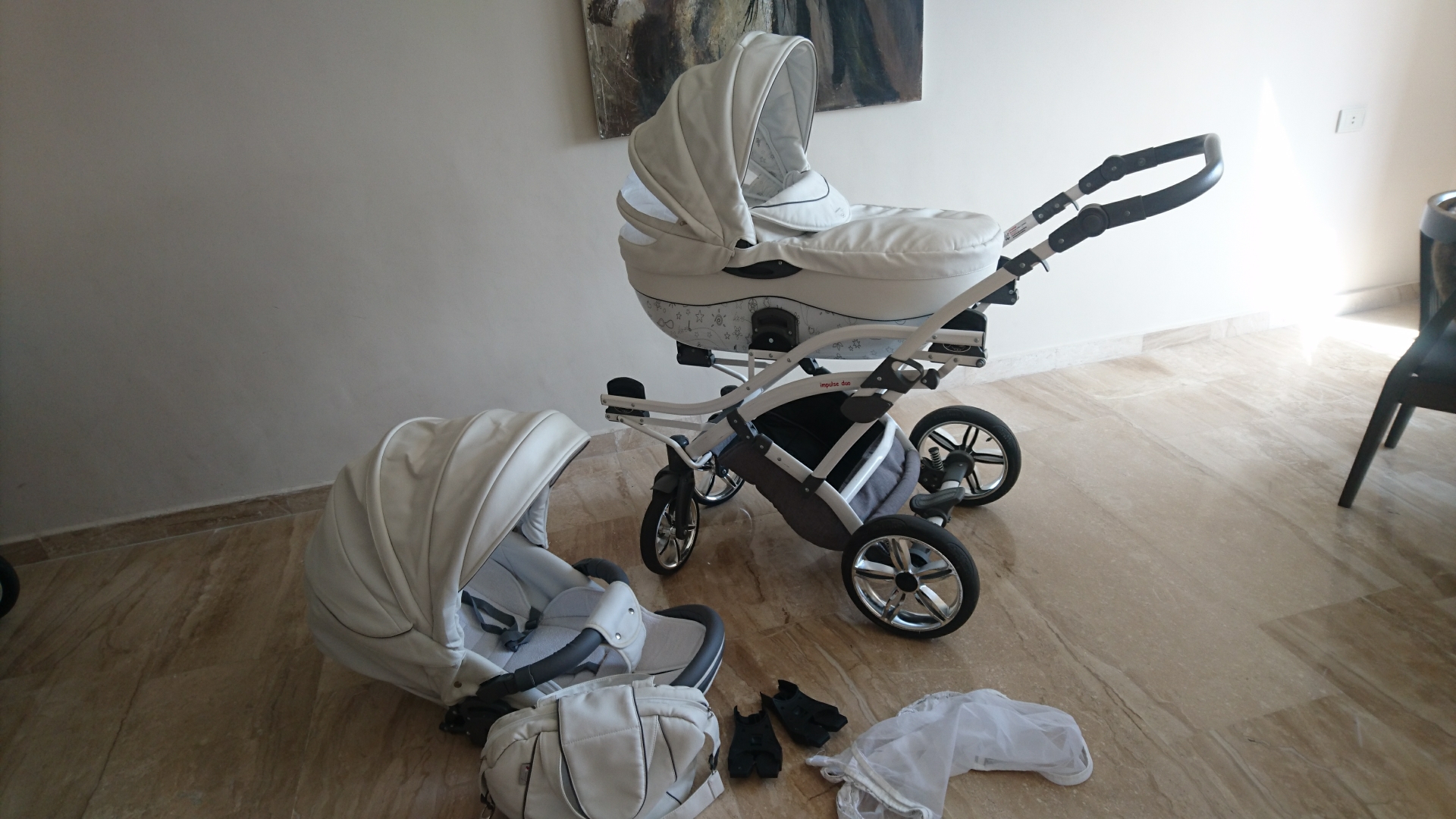 junama Stroller 2015 made in Poland  excellent condition                                            


	 				لا تنسَ أنك شاهدت هذا الإعلان في عنكبوت...