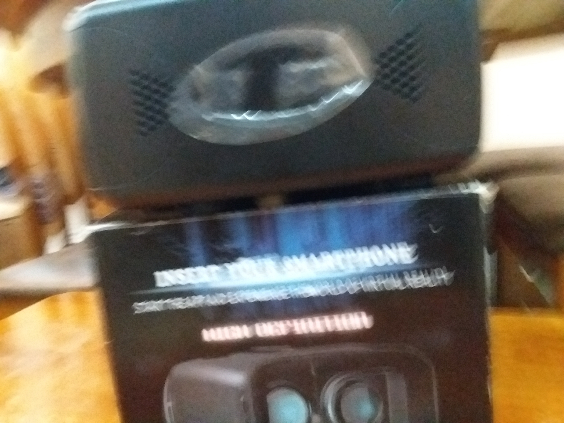 VR box جديدة
لا تنسَ أنك شاهدت هذا الإعلان في عنكبوت
VR box...