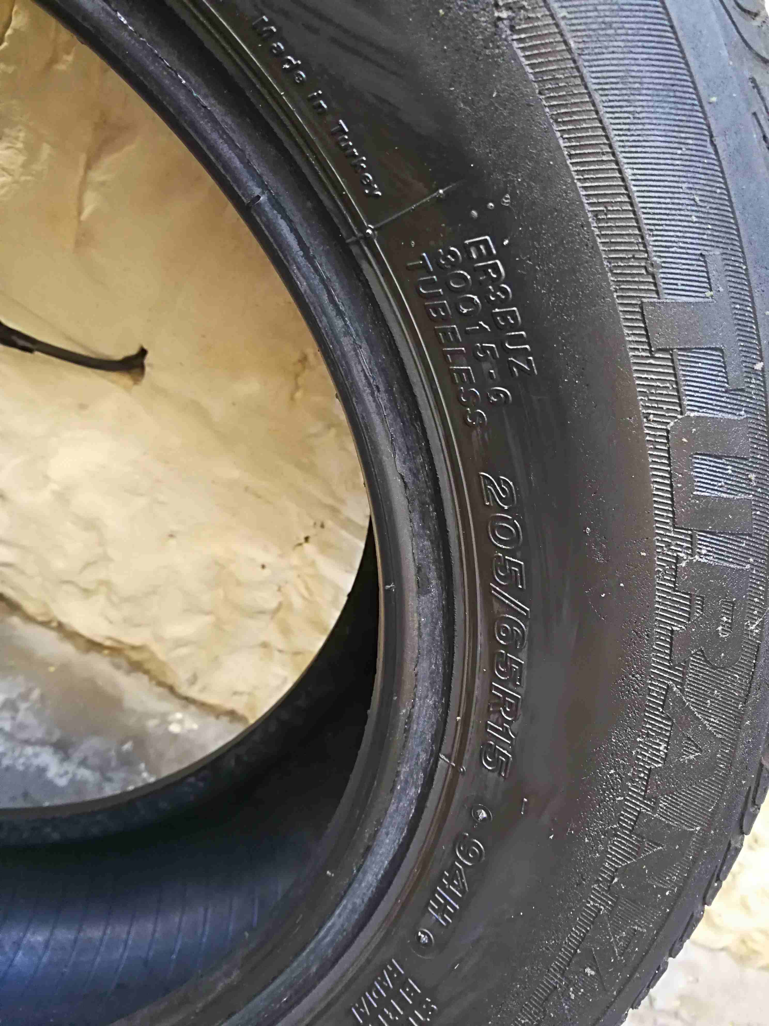 3 فردات كوشوك قياس 205/65/15
لا تنسَ أنك شاهدت هذا الإعلان في عنكبوت
3 فردات كوشوك نص عمر نظاف، ف...