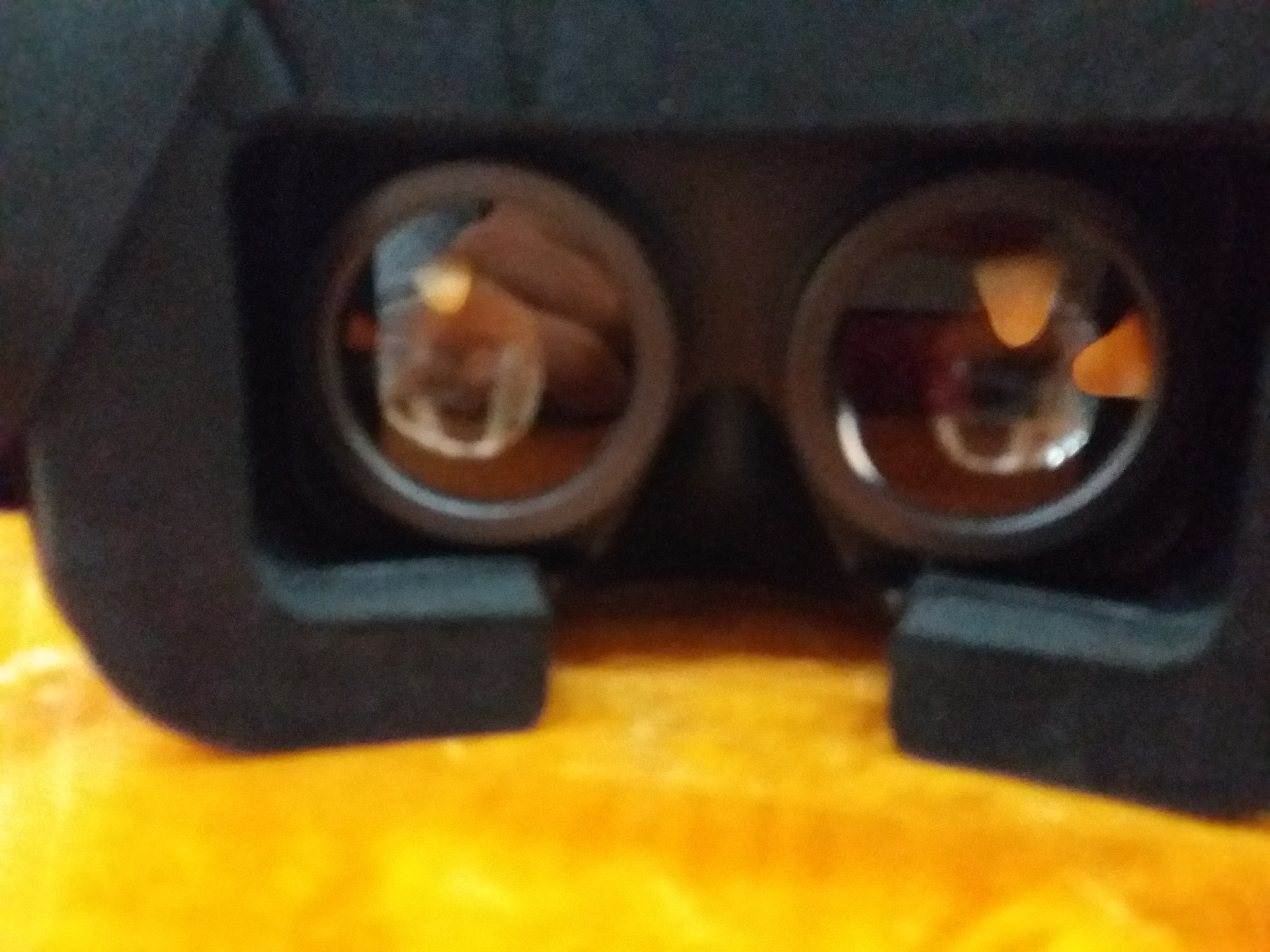 VR box جديدة
لا تنسَ أنك شاهدت هذا الإعلان في عنكبوت
VR box...