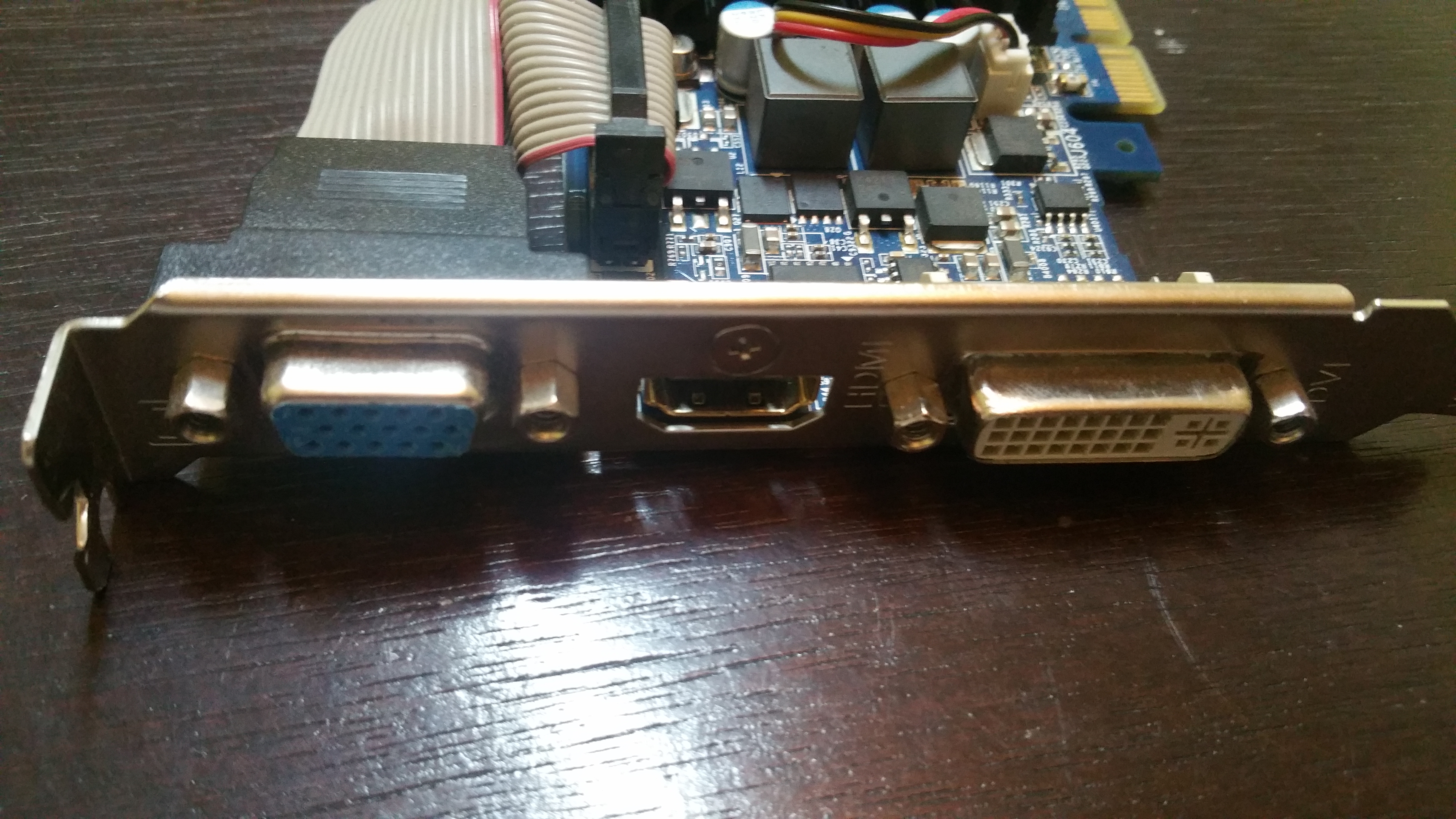 Graphics Card GT610 2GB كرت شاشه للبيع                                            


	 				لا تنسَ أنك شاهدت هذا الإعلان في عنكبوت            
	 				
                                كرت شاشه gt610...