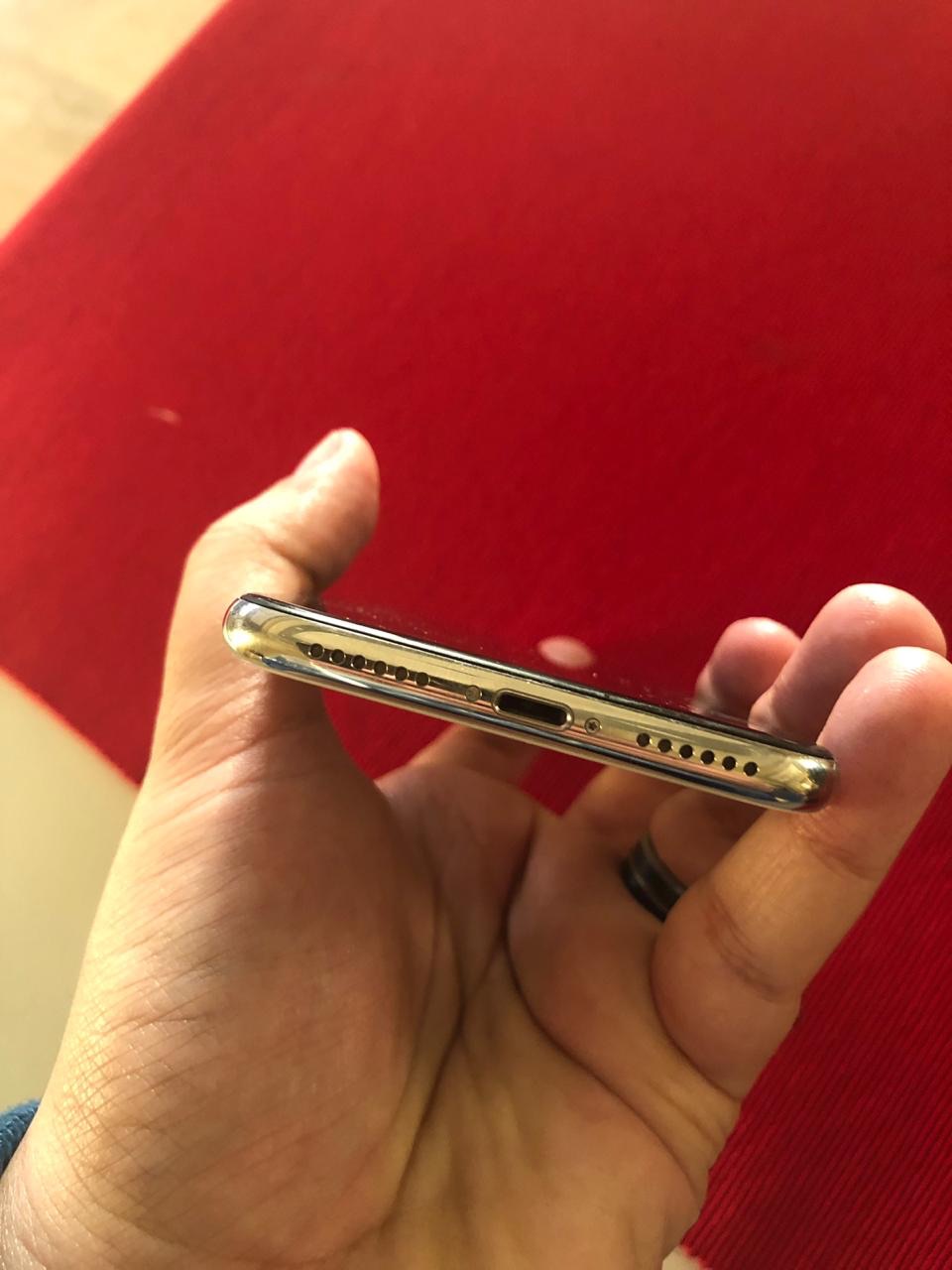 iphone x 64 gb
لا تنسَ أنك شاهدت هذا الإعلان في عنكبوت
Iphone x 64 gb used for only one month...