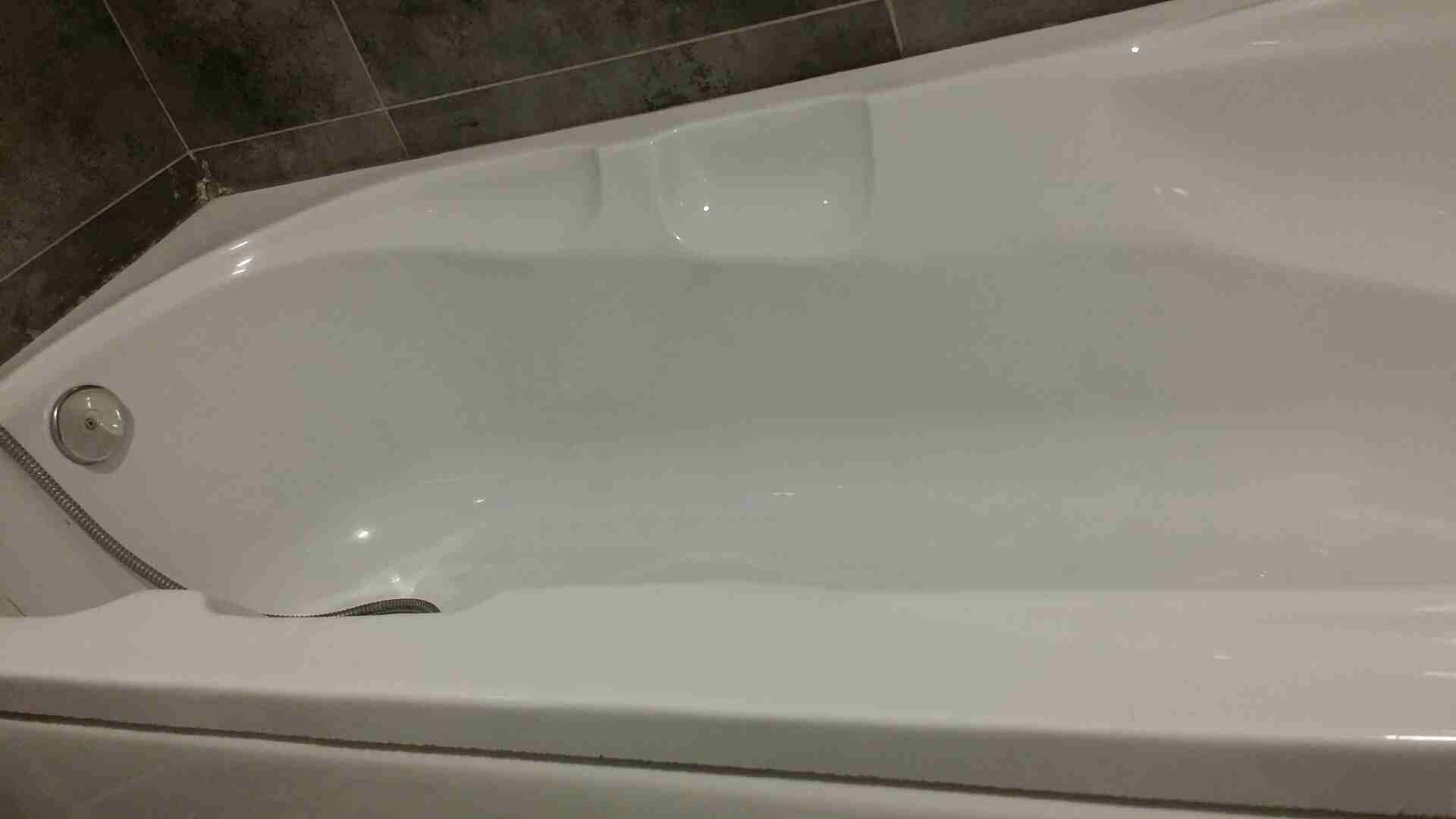 بانيو حمام                                            


	 				لا تنسَ أنك شاهدت هذا الإعلان في عنكبوت            
	 				
                            عندي بانيو نظيف للبيع...