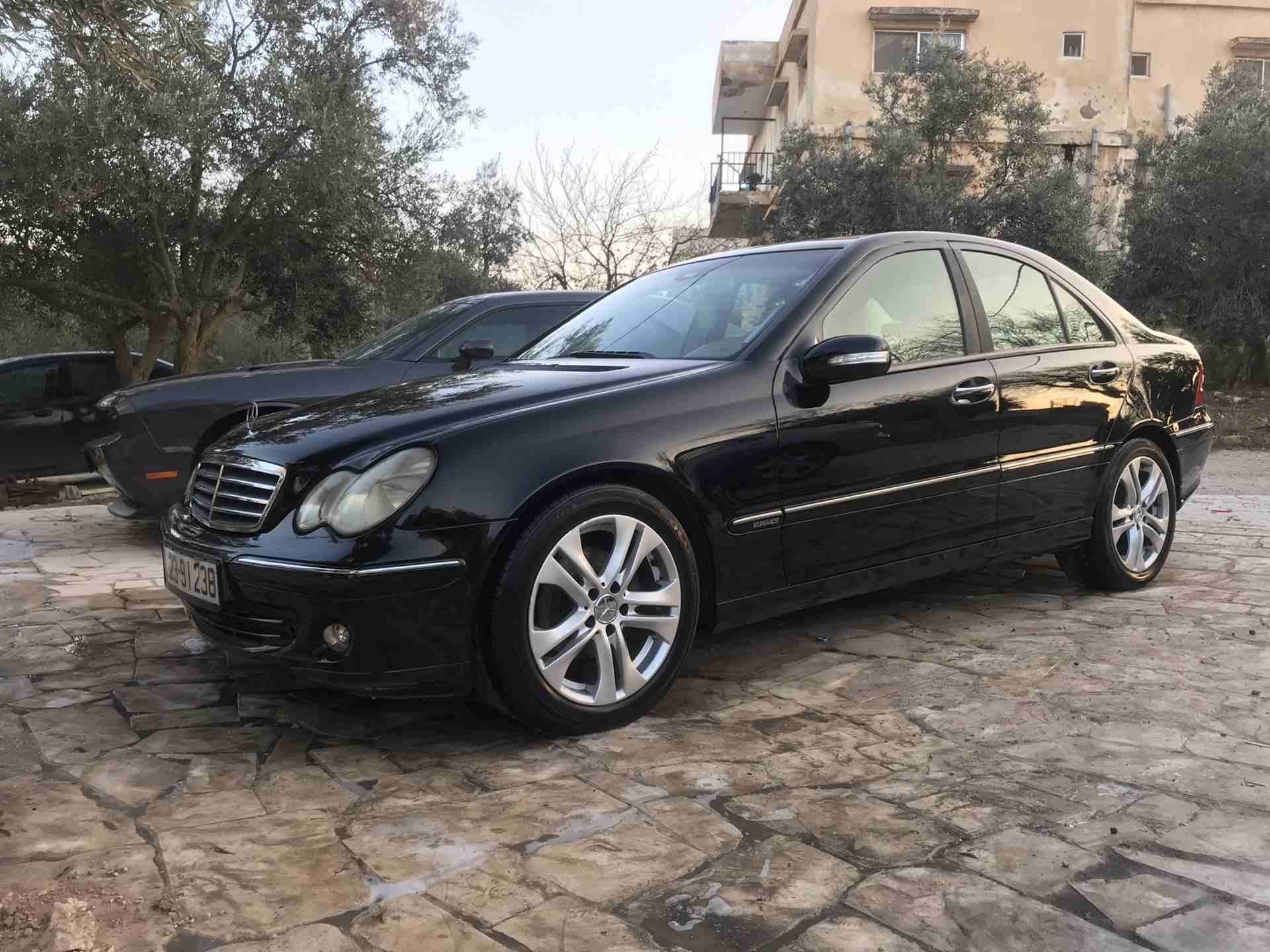 مرسيدس c200 موديل 2005 فحص كامل وبحاله الوكاله
لا تنسَ أنك شاهدت هذا الإعلان في عنكبوت
مرسيدس c20...