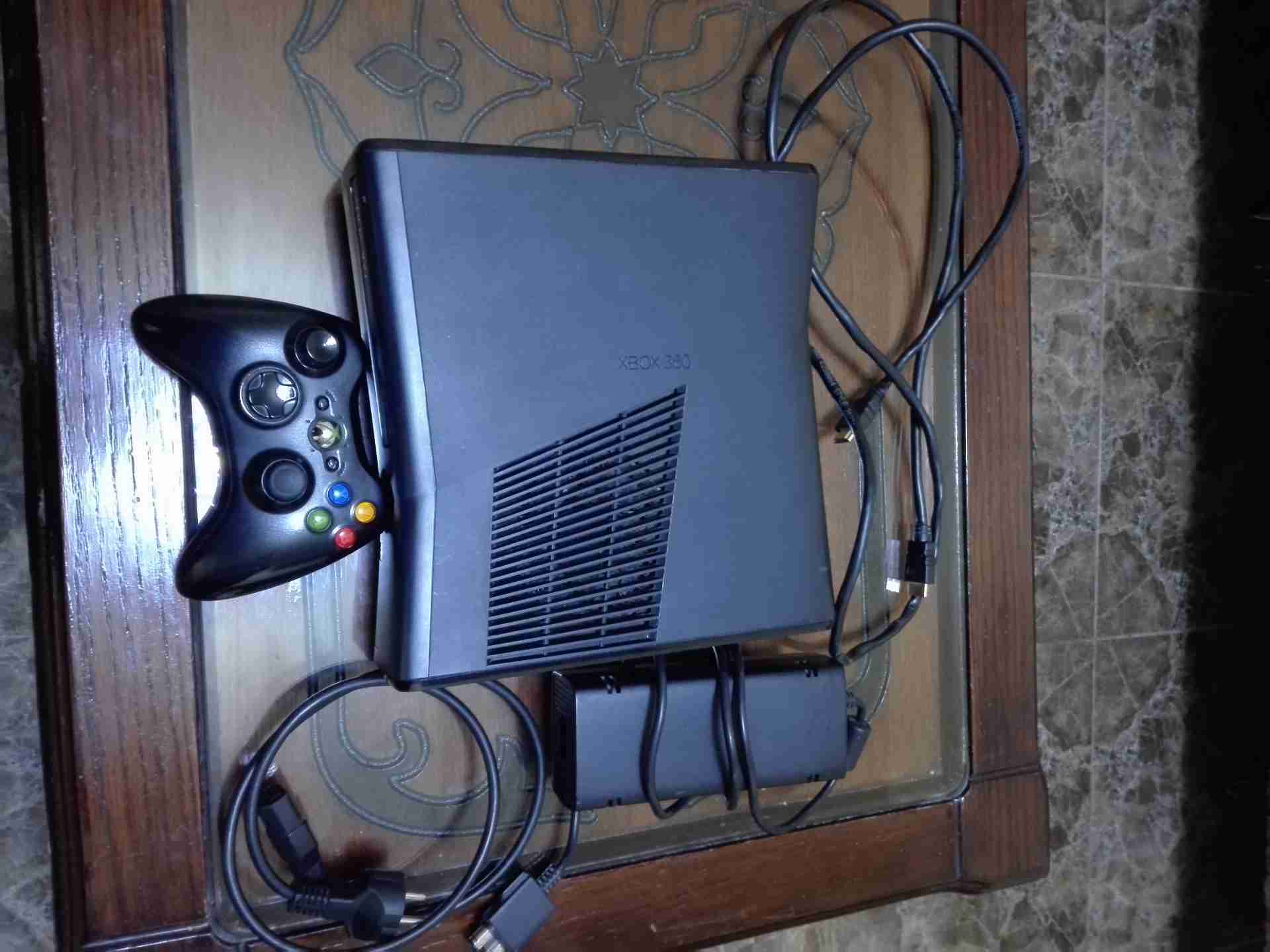 xbox 360 slim للبيع معدلة
لا تنسَ أنك شاهدت هذا الإعلان في عنكبوت
Xbox 360 slim معدلة عليها 4...