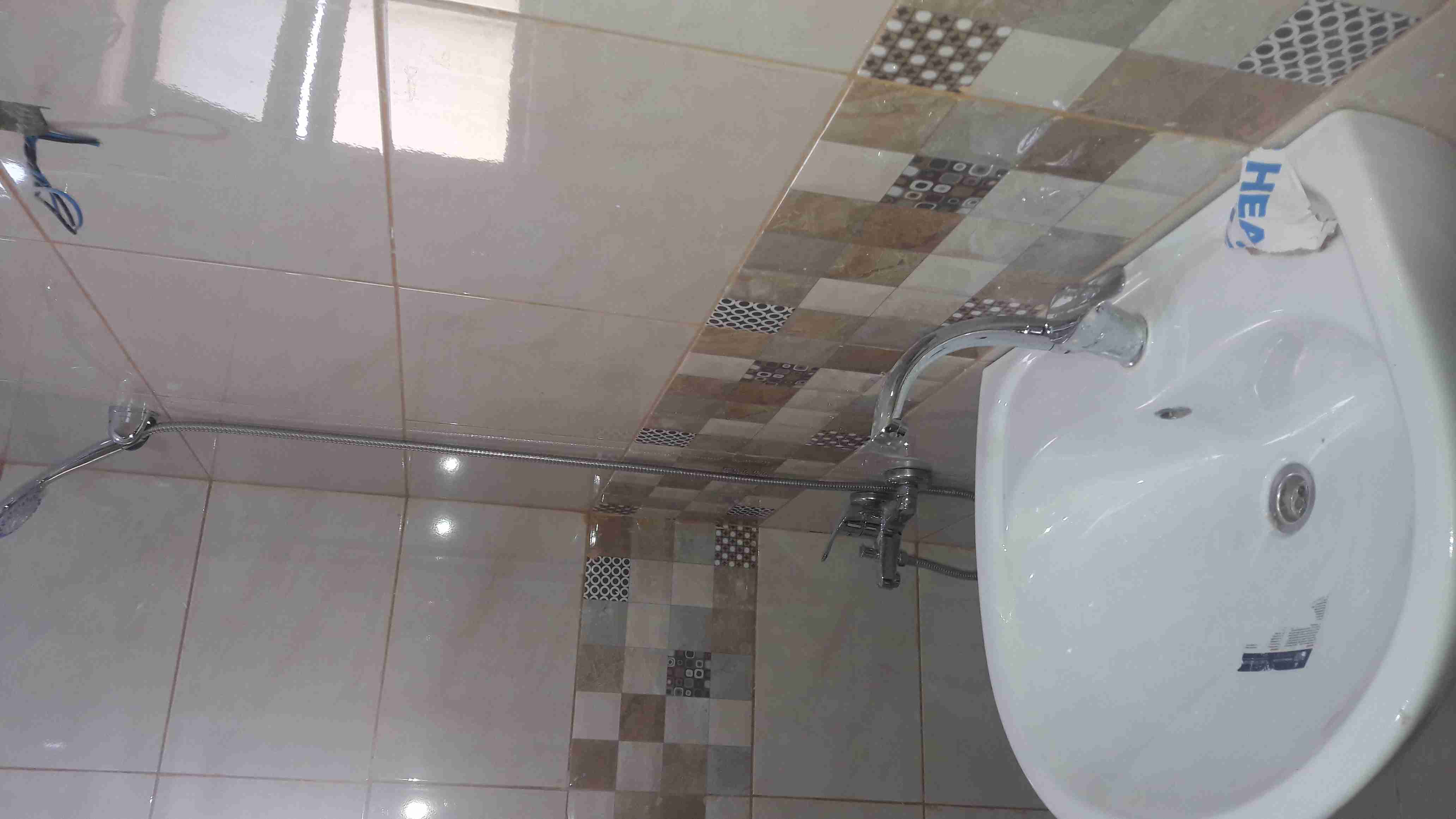 استديو في الجامعة الأردنية خلف الماكدنلز.
لا تنسَ أنك شاهدت هذا الإعلان في عنكبوت
استديو مفرو...