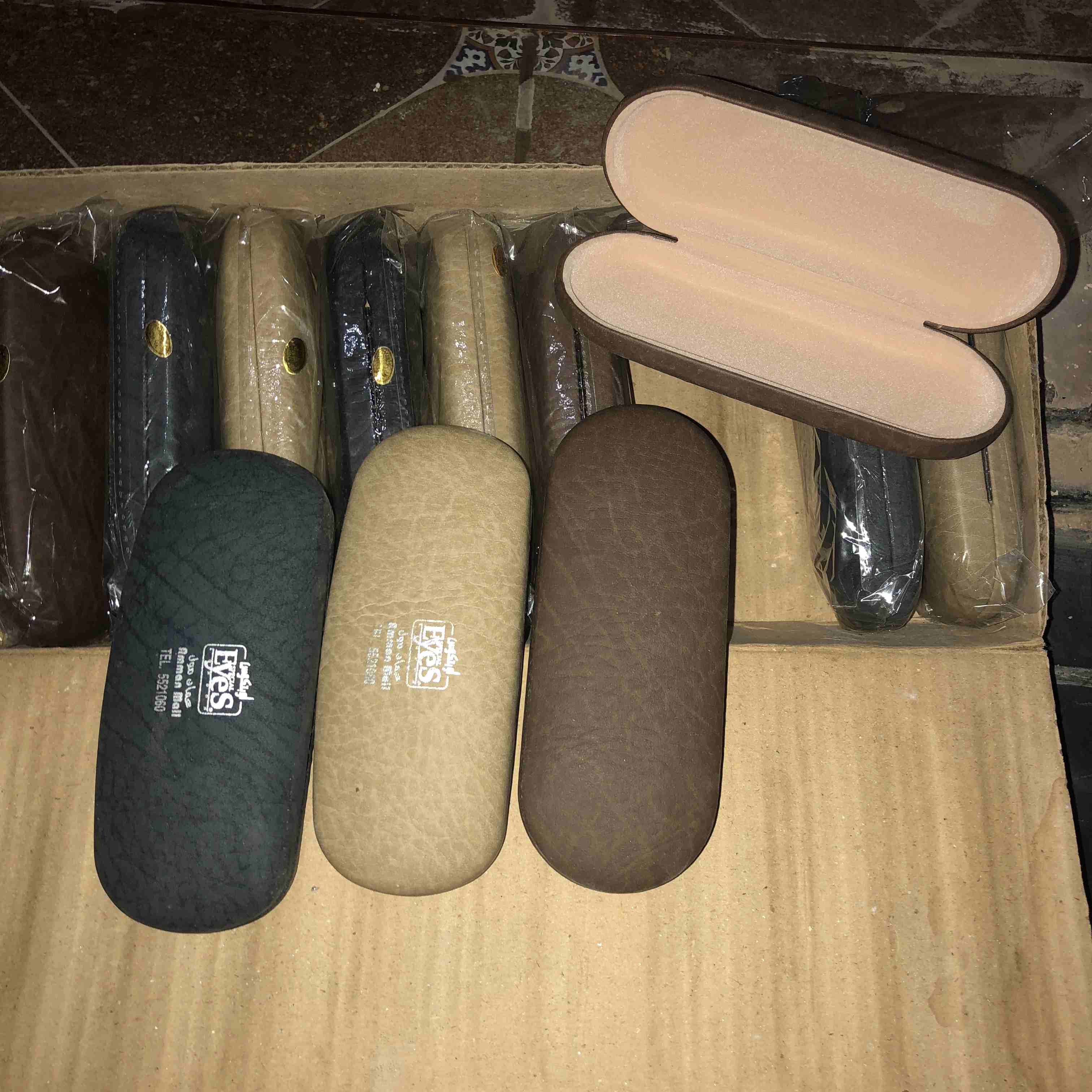 حافظه نظاره                                            


	 				لا تنسَ أنك شاهدت هذا الإعلان في عنكبوت            
	 				
                            كفرات نظارات جلد نوعيه ممتازه اسيراد محلات كب...