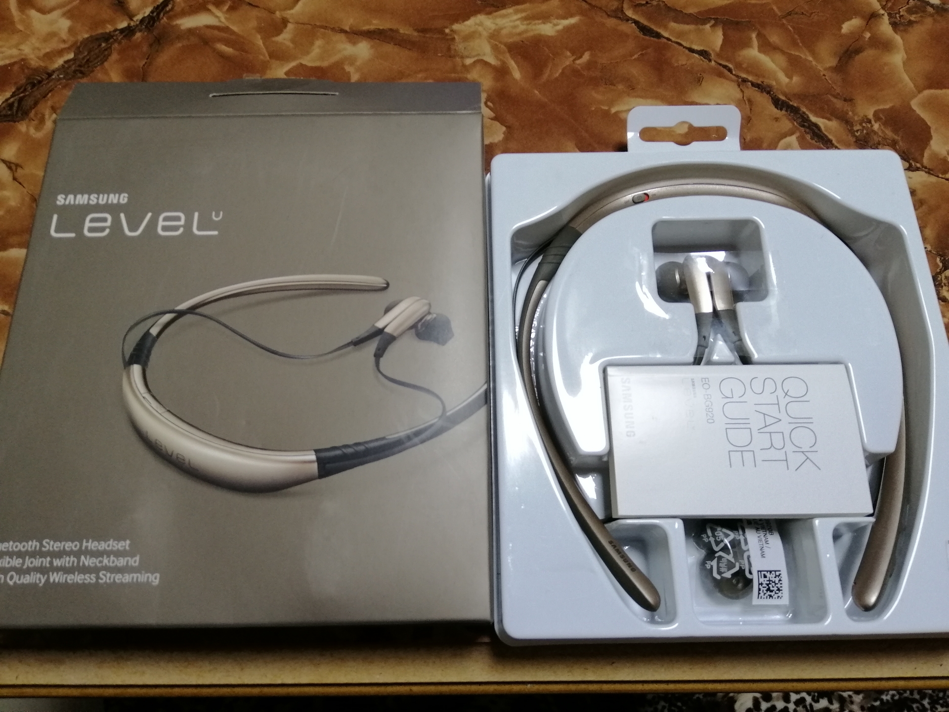 سماعات Samsung LEVEL الاصليه
لا تنسَ أنك شاهدت هذا الإعلان في عنكبوت
سماعات Samsung LEVEL الا...