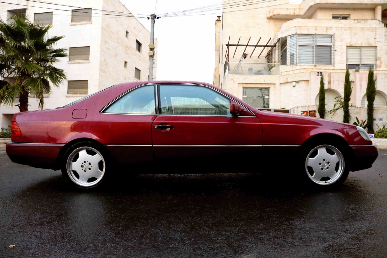 مرسيدس اس 500 (اي ام جي) كوبيه موديل 1995
لا تنسَ أنك شاهدت هذا الإعلان في عنكبوت
1995 MERCED...