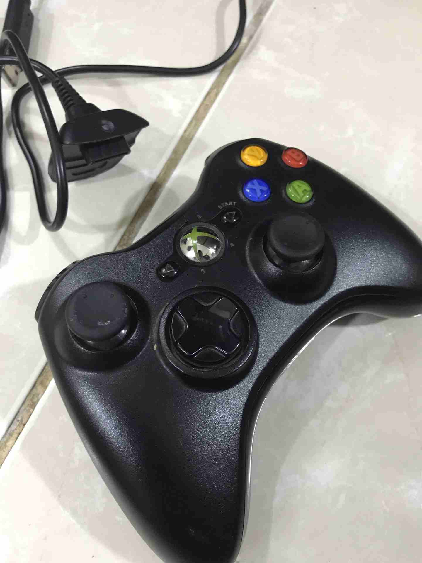 دراعين اكس بوكس 360
لا تنسَ أنك شاهدت هذا الإعلان في عنكبوت
نضاف و شغالين 100٪...