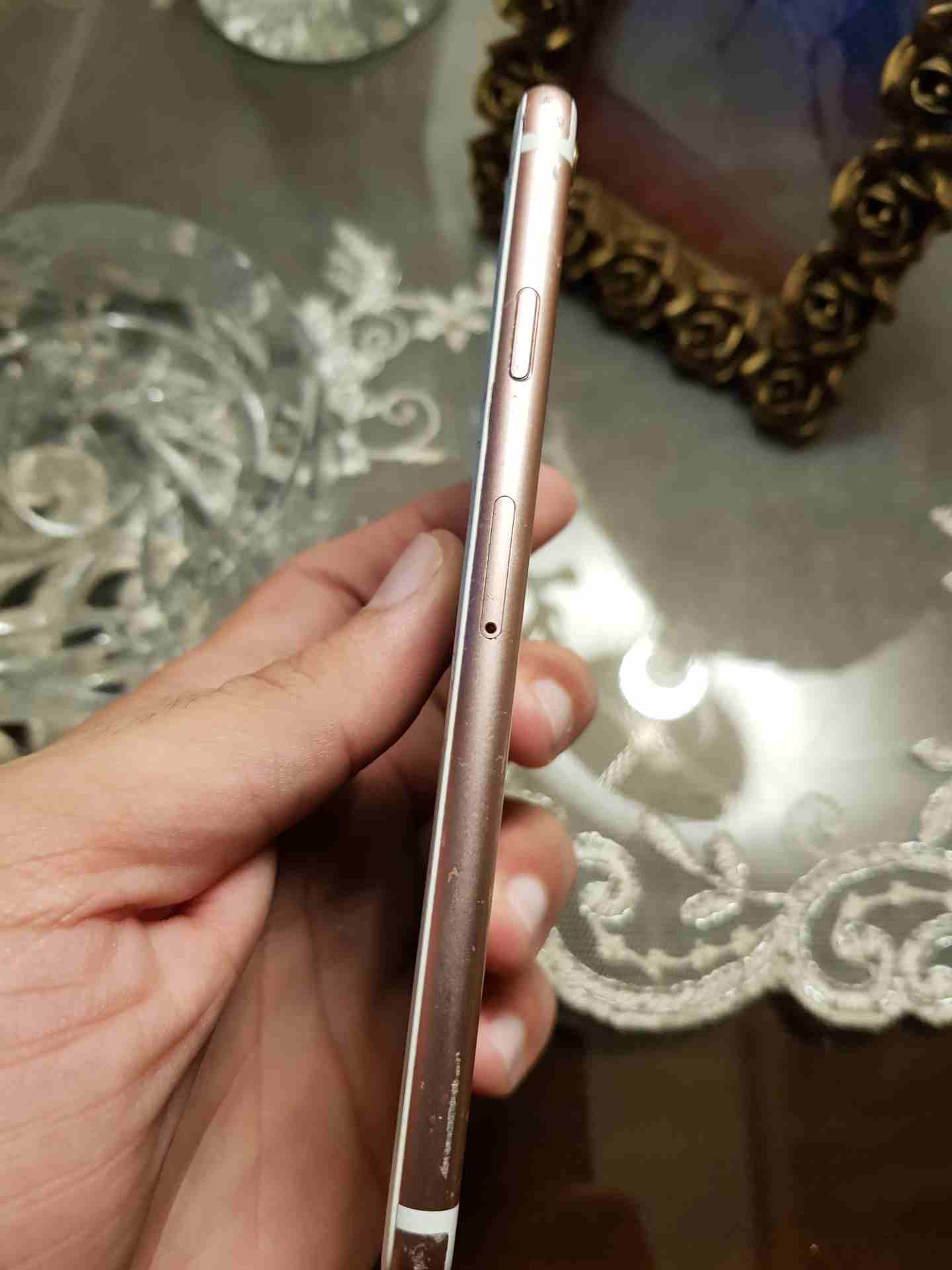 السعر نهائي البدو يفاصل لا يرن ايفون 6 اس 64 كيكا حالته موضحه بالصور                                            


	 				لا تنسَ أنك شاهدت هذا الإعلان في عنكبوت...