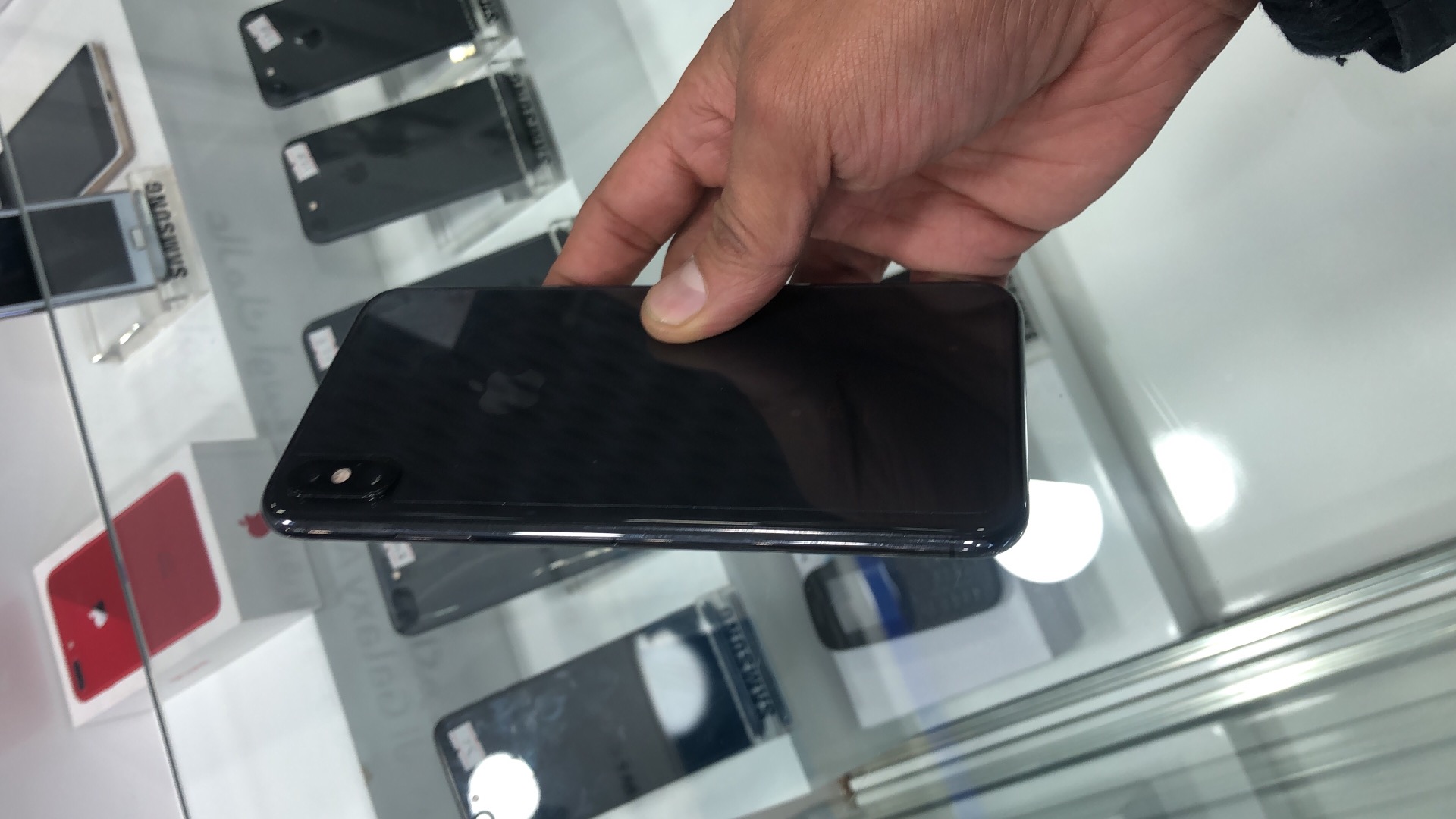 ايفون xs max  64 خط اسود مستعمل بحالة الوكالة بسعر حرق الحرق                                            


	 				لا تنسَ أنك شاهدت هذا الإعلان في عنكبوت...